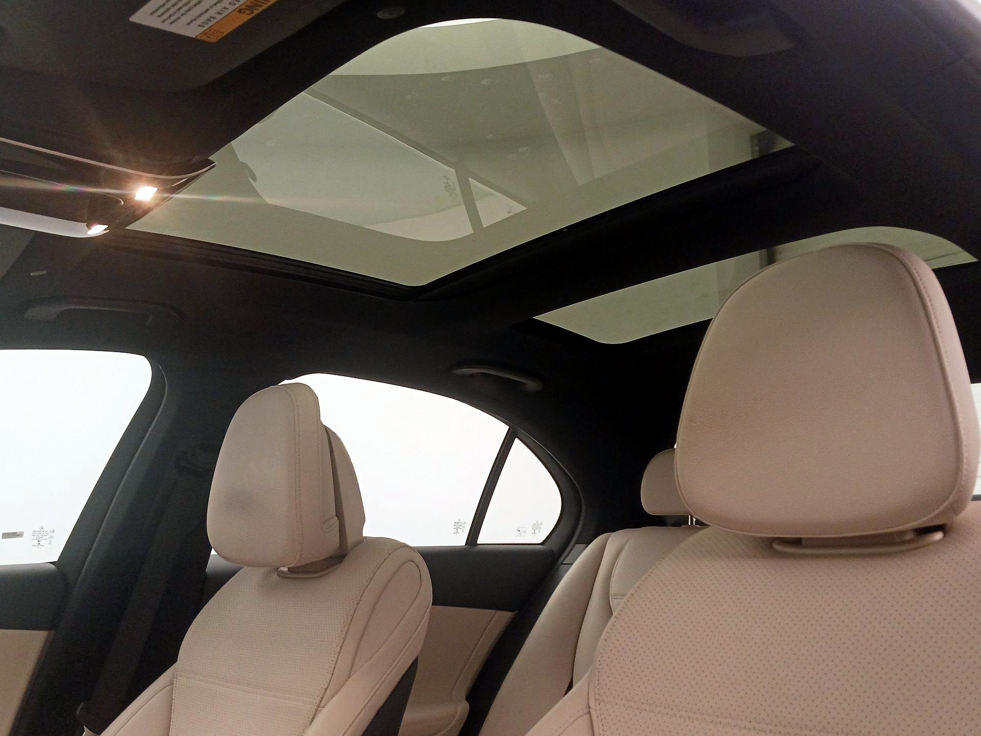 Thumbnail: 2023 Mercedes-Benz C-Class - 19