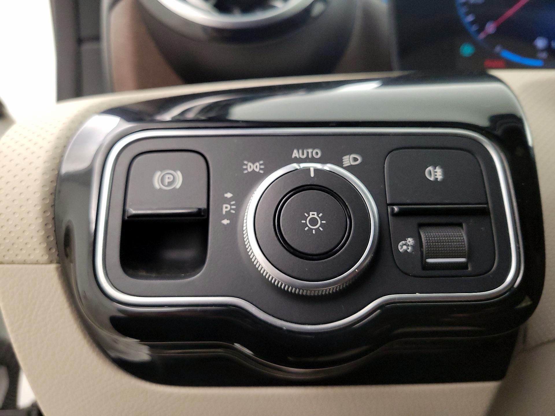 Thumbnail: 2023 Mercedes-Benz CLA - 13