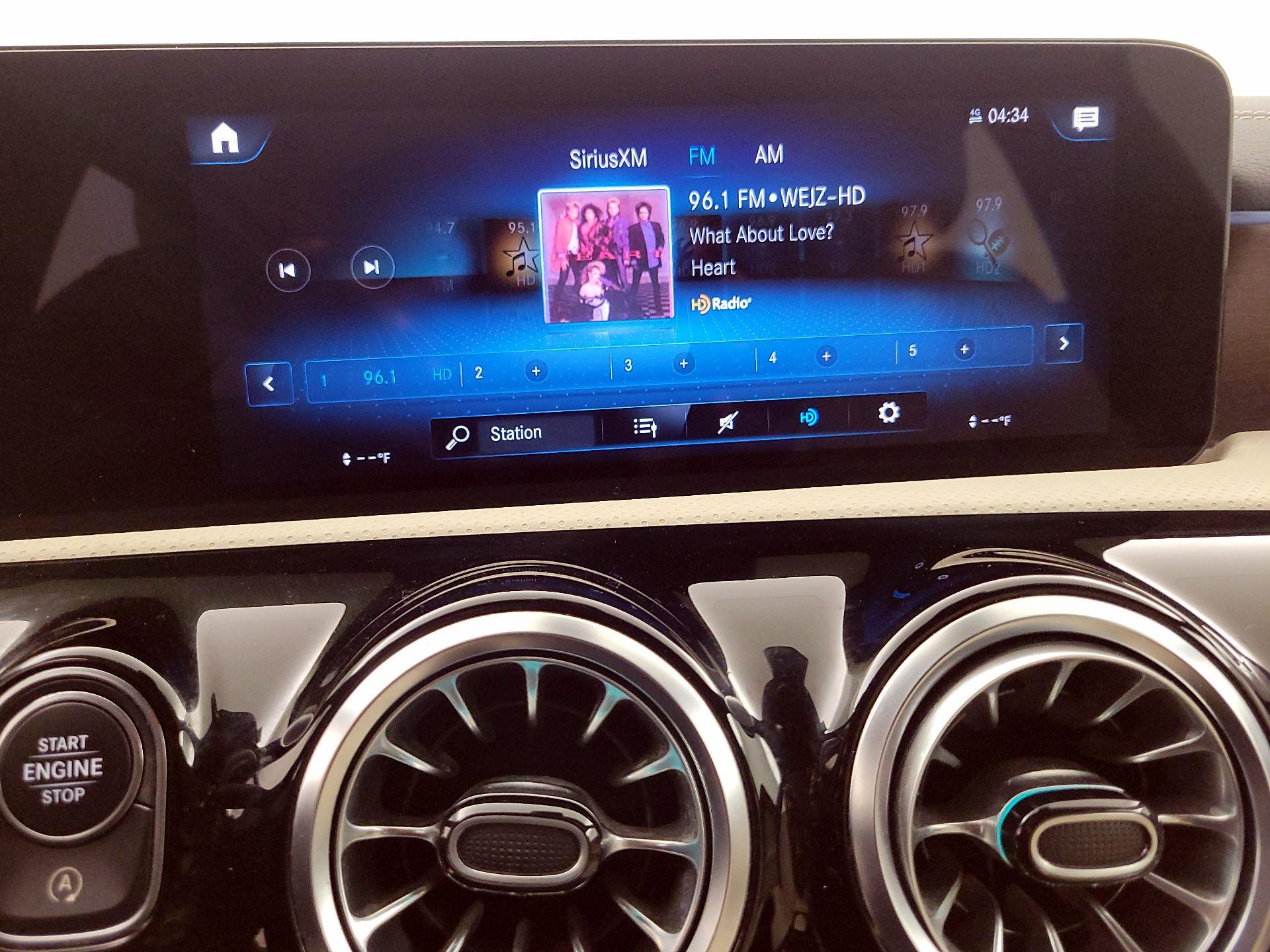 Thumbnail: 2023 Mercedes-Benz CLA - 15