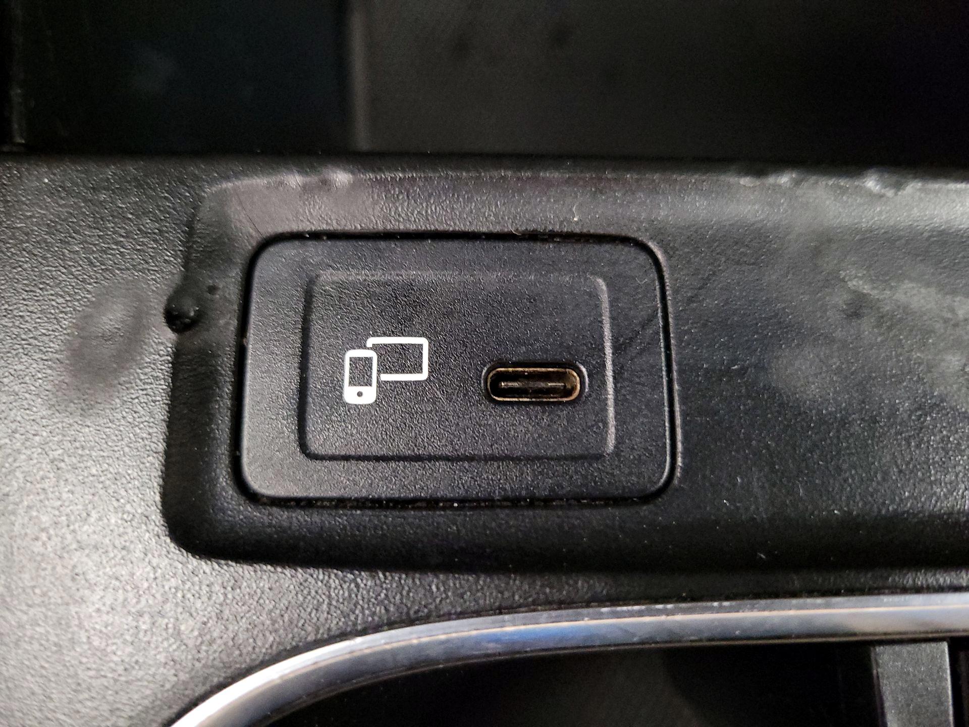 Thumbnail: 2023 Mercedes-Benz CLA - 18