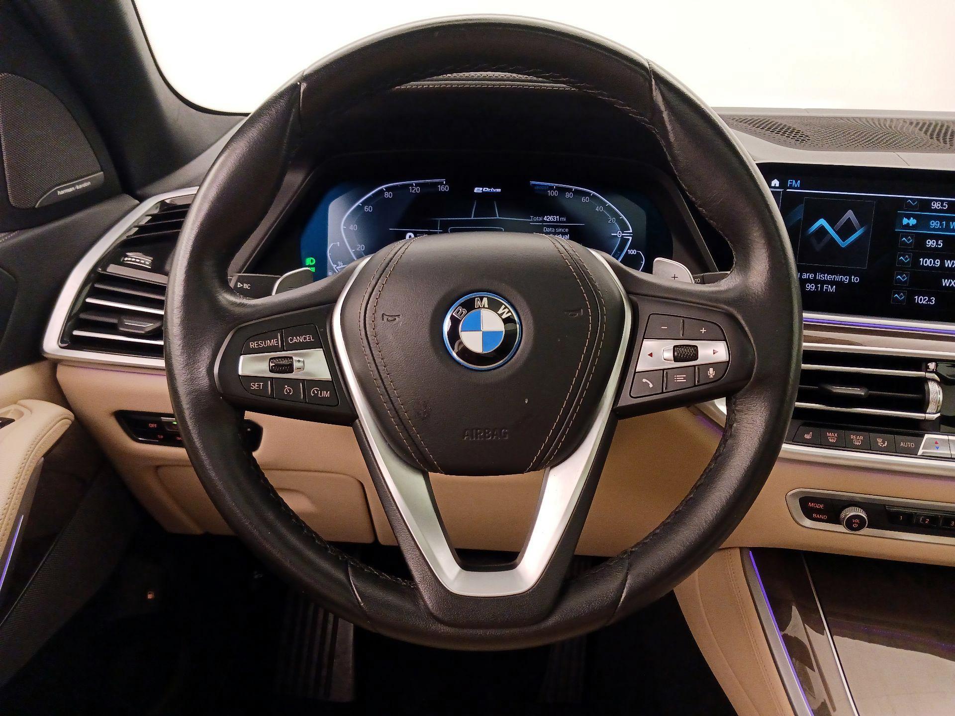 Thumbnail: 2022 BMW X5 - 10