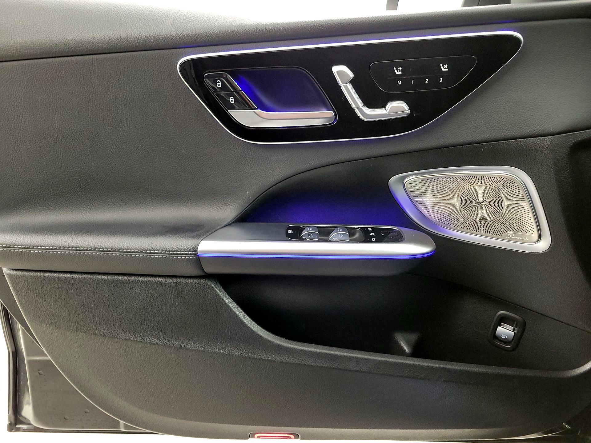 Thumbnail: 2022 Mercedes-Benz C-Class - 12