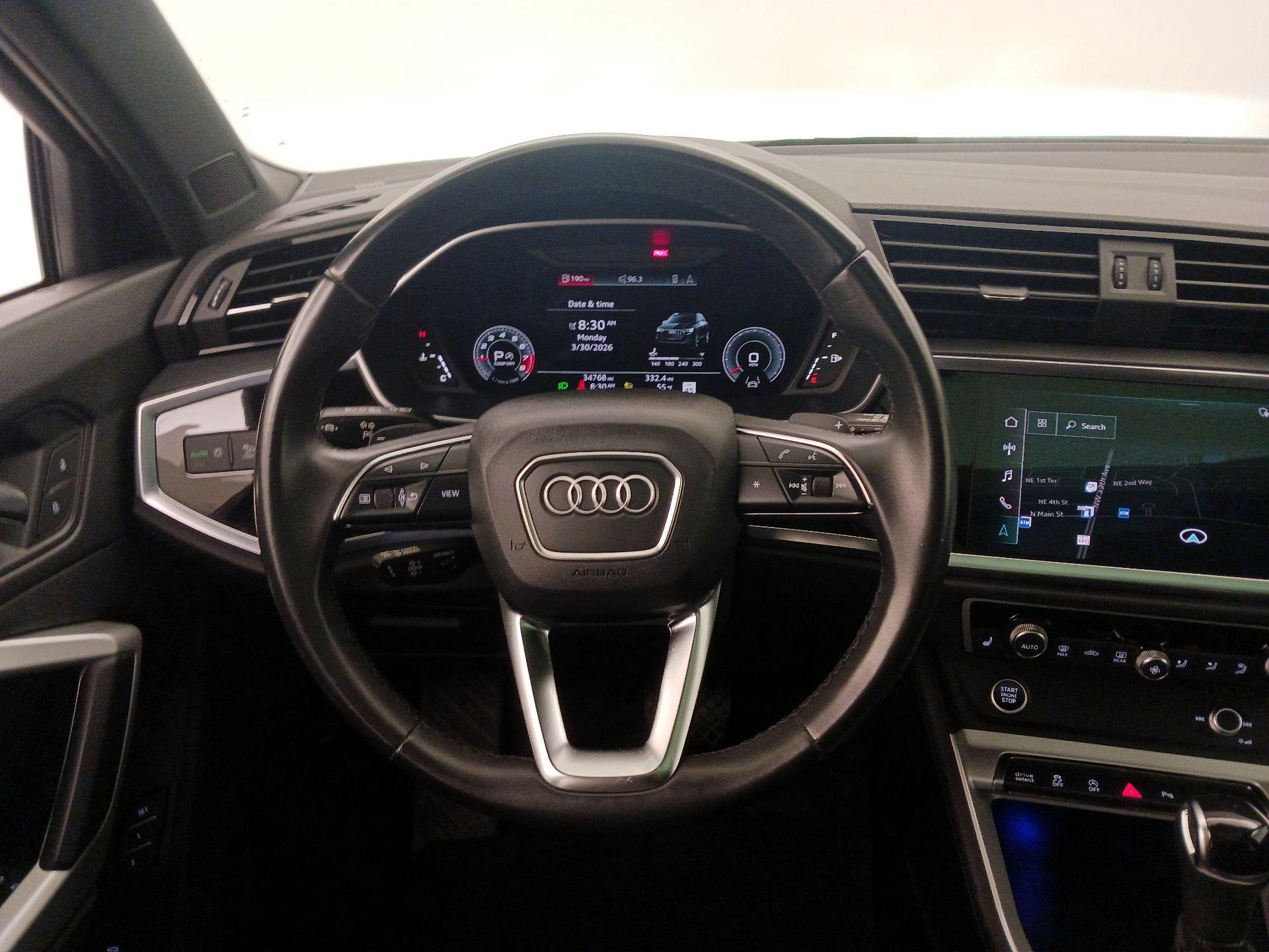 Thumbnail: 2022 Audi Q3 - 10