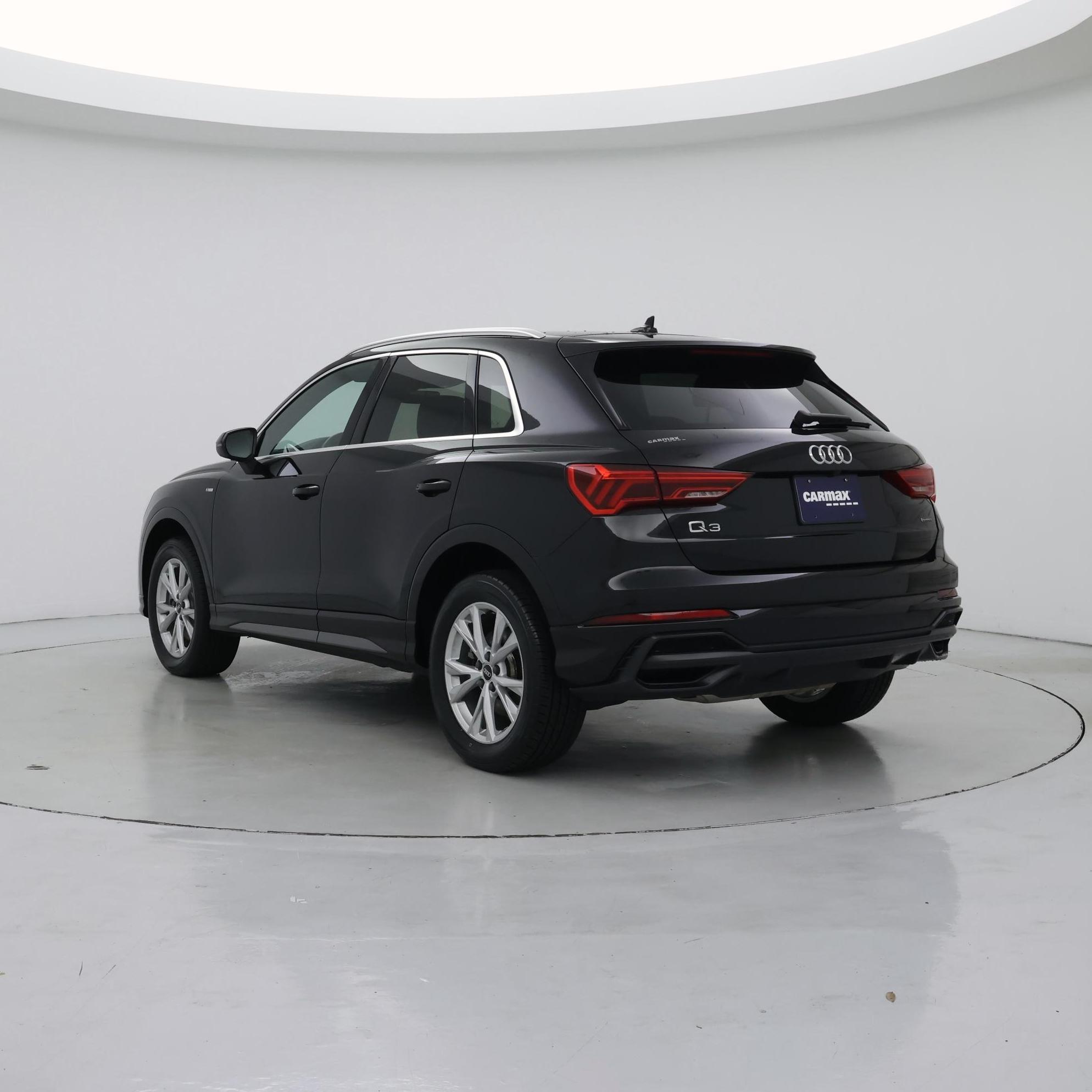 Thumbnail: 2022 Audi Q3 - 2