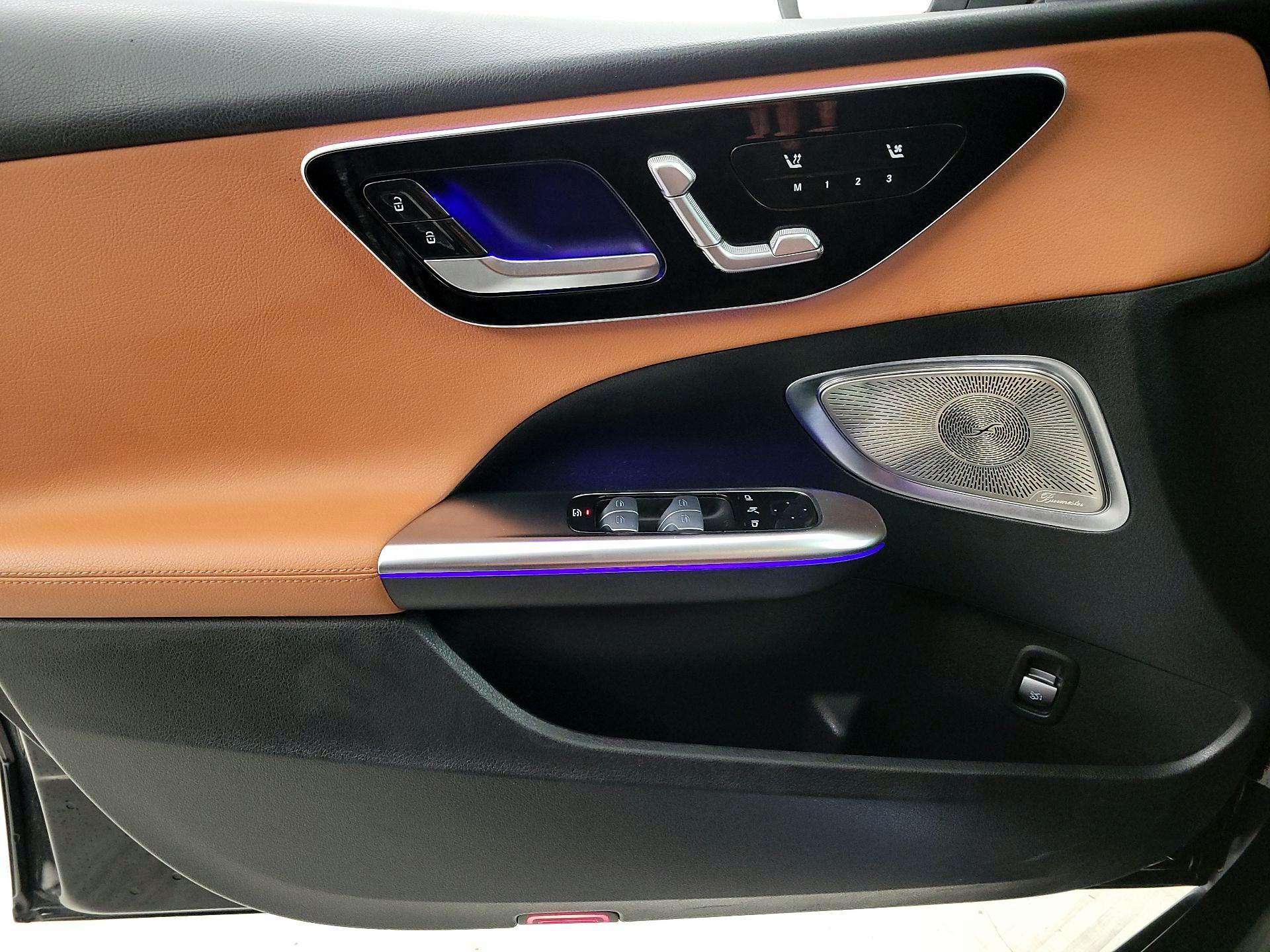 Thumbnail: 2022 Mercedes-Benz C-Class - 12