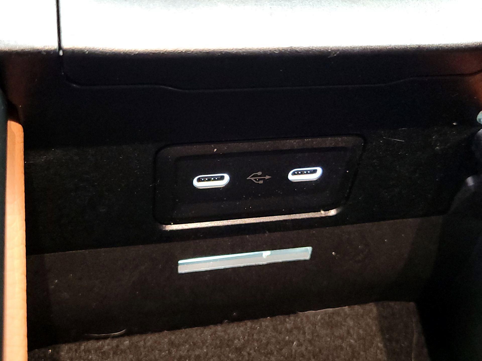 Thumbnail: 2022 Mercedes-Benz C-Class - 18