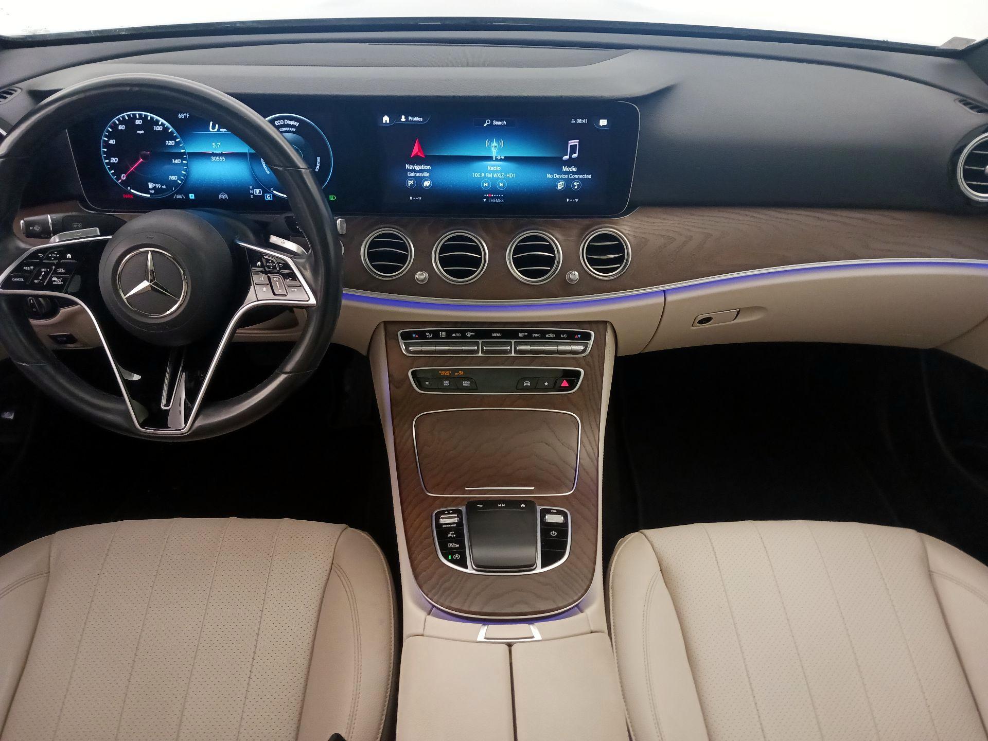 Thumbnail: 2022 Mercedes-Benz E-Class - 9