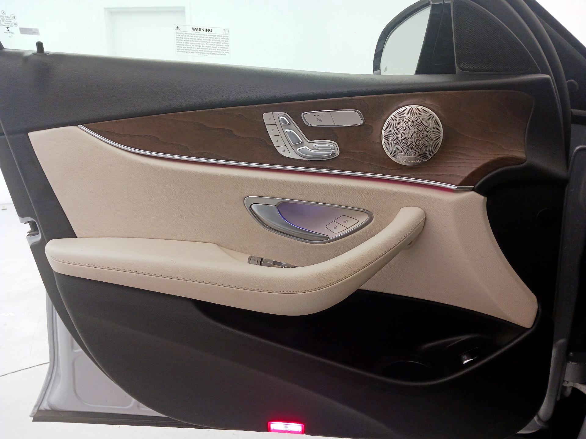 Thumbnail: 2022 Mercedes-Benz E-Class - 12