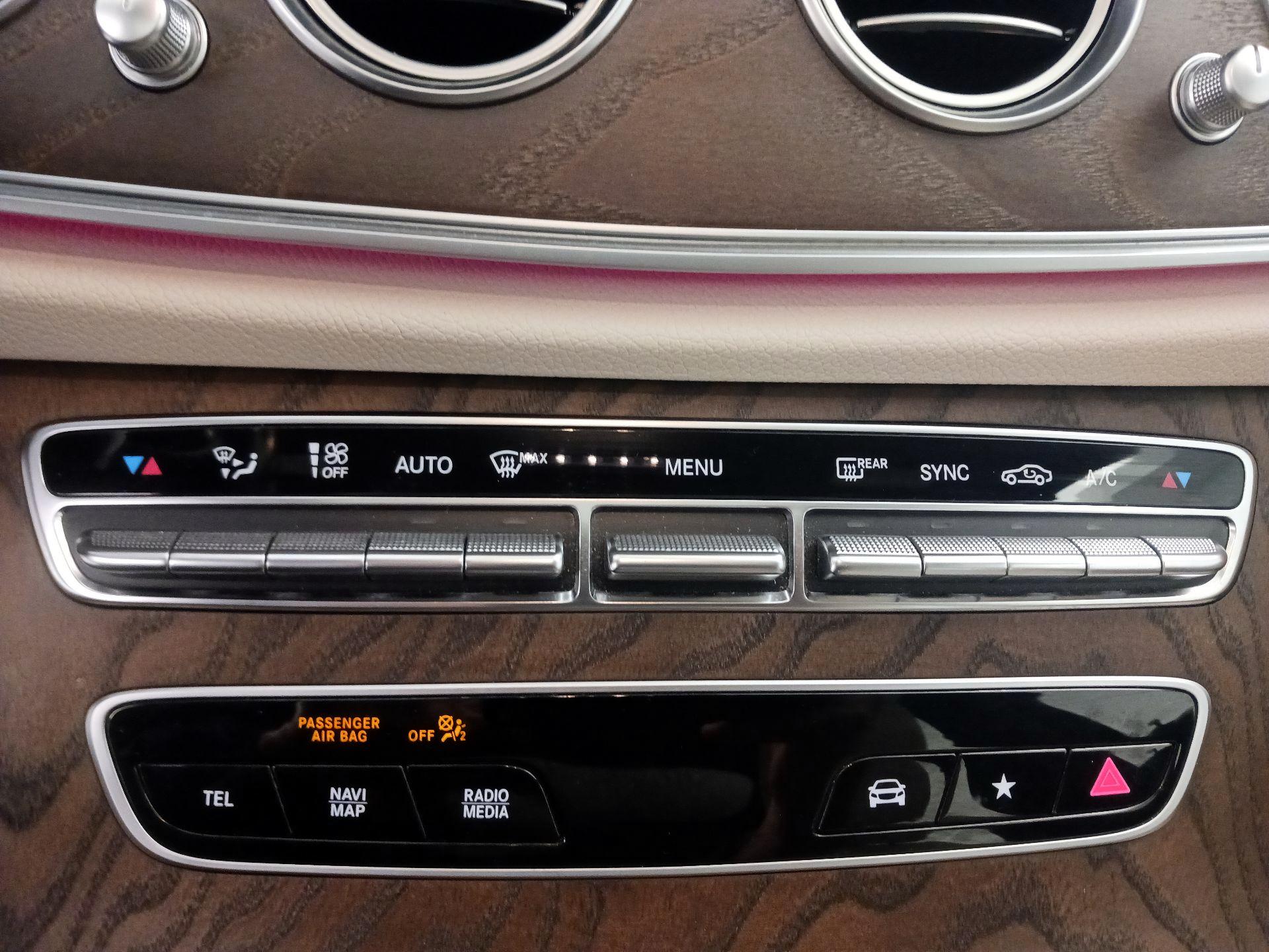 Thumbnail: 2022 Mercedes-Benz E-Class - 17