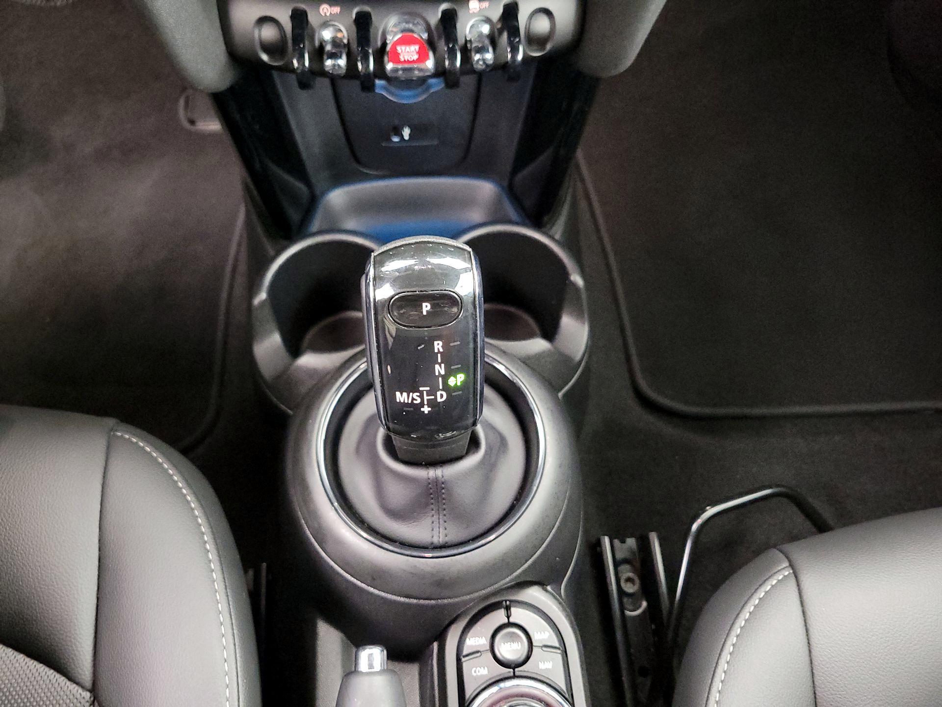 Thumbnail: 2022 MINI Cooper - 18