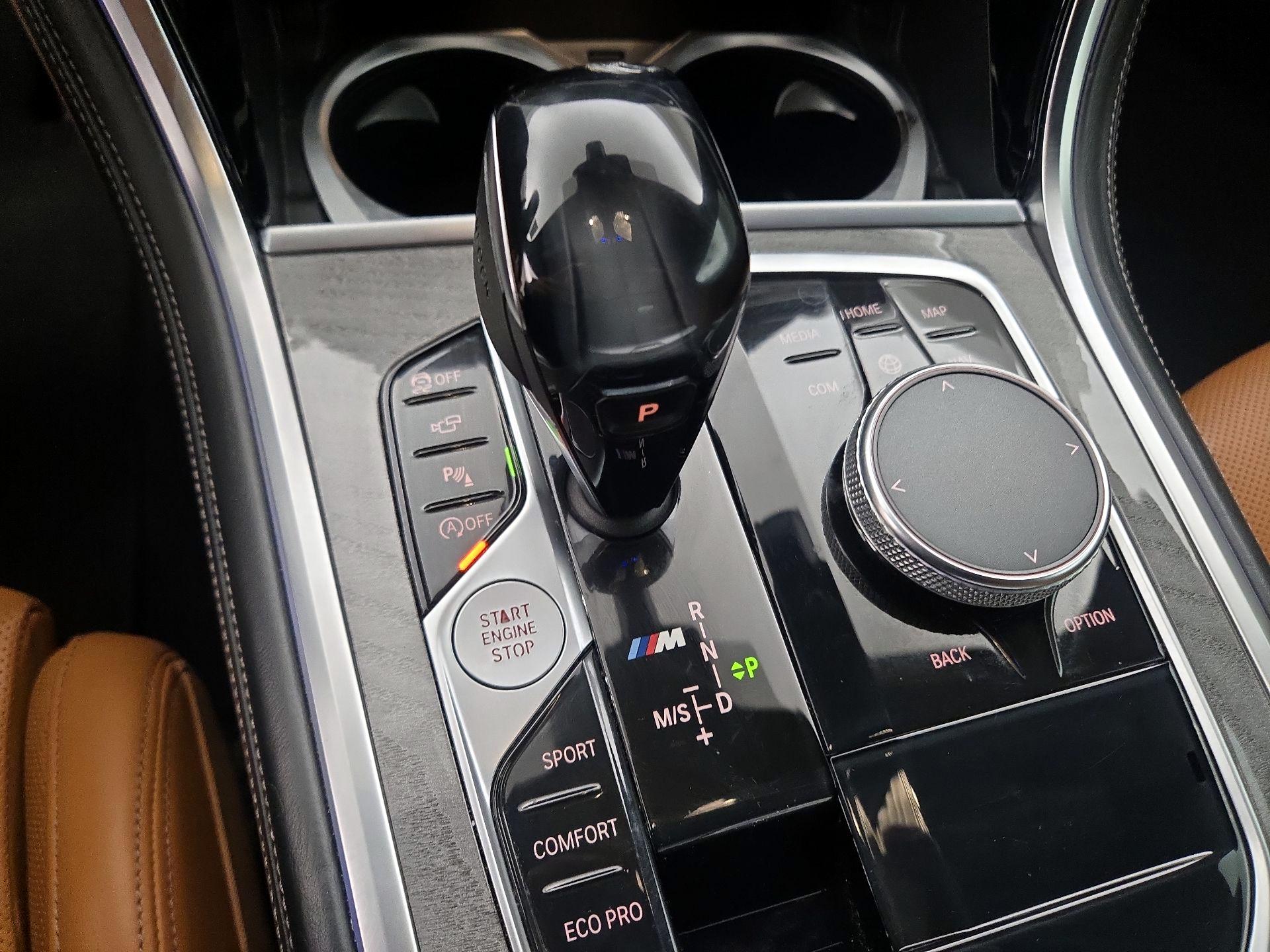 Thumbnail: 2019 BMW 8 Series - 18