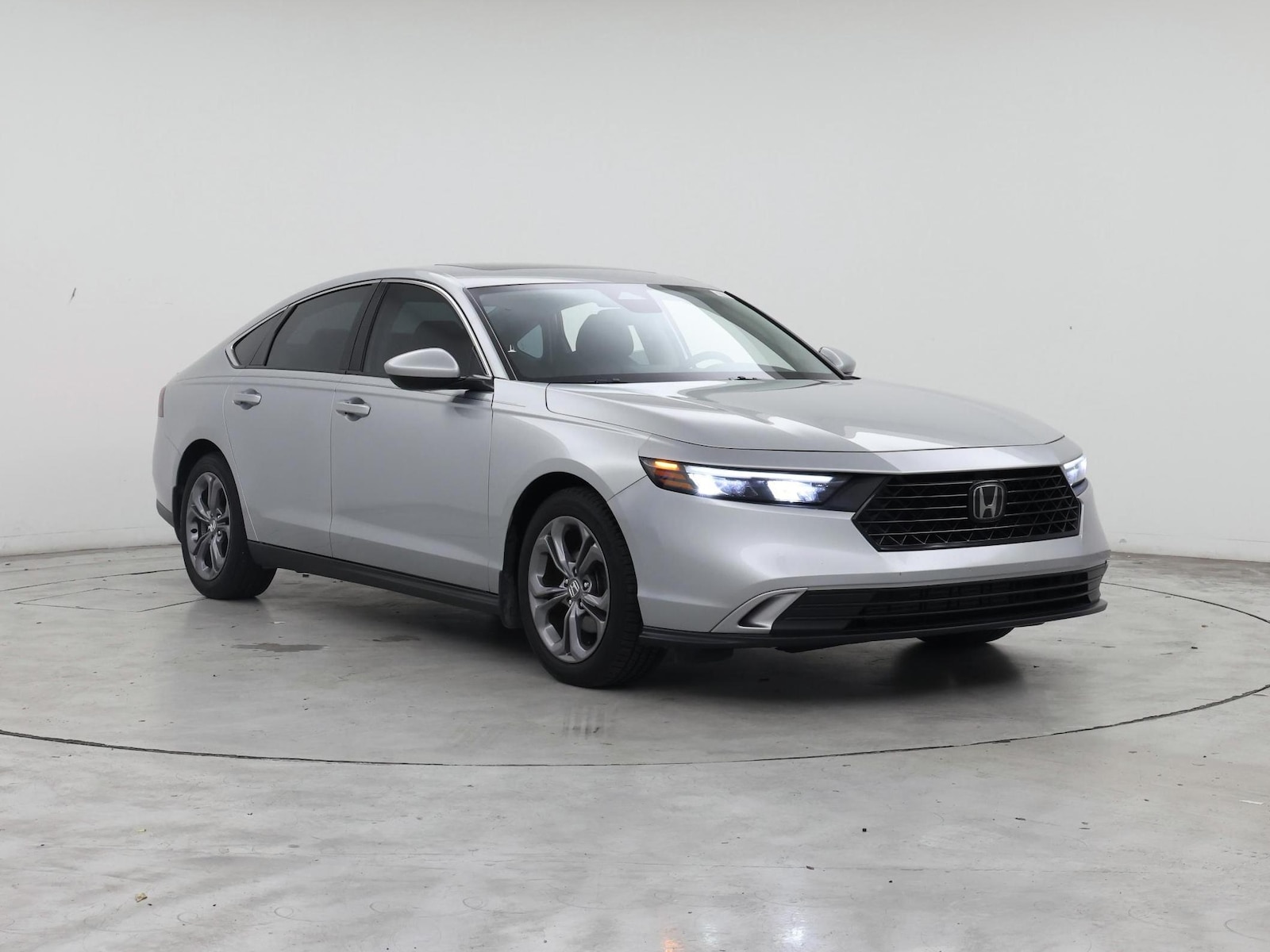 2024 Honda Accord EX - Photo 2
