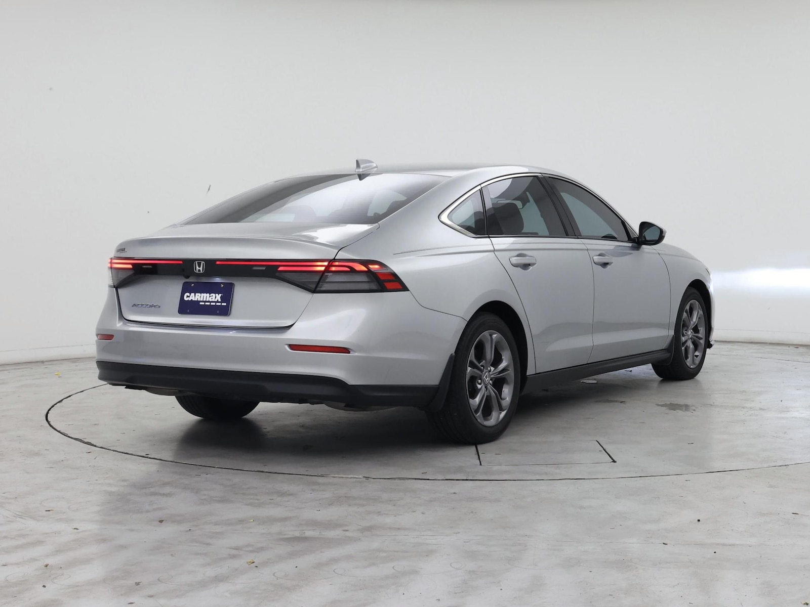 2024 Honda Accord EX - Photo 9