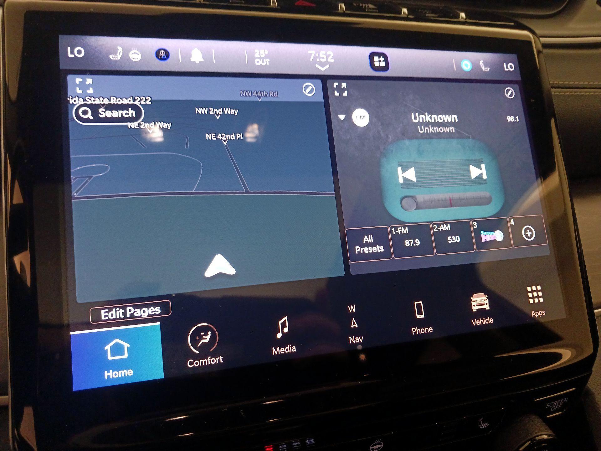 Thumbnail: 2021 Jeep Grand Cherokee L - 14