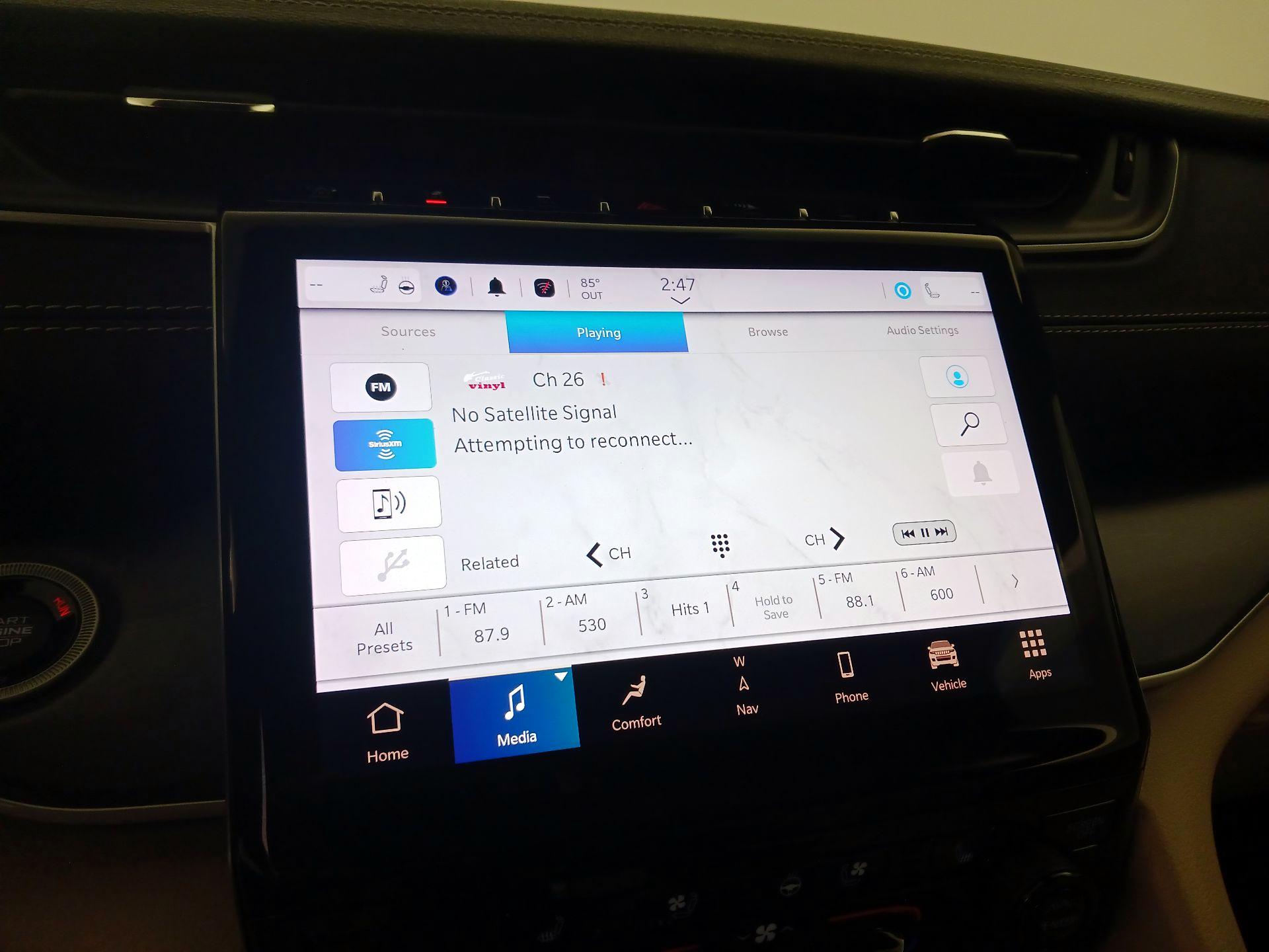 Thumbnail: 2023 Jeep Grand Cherokee - 16