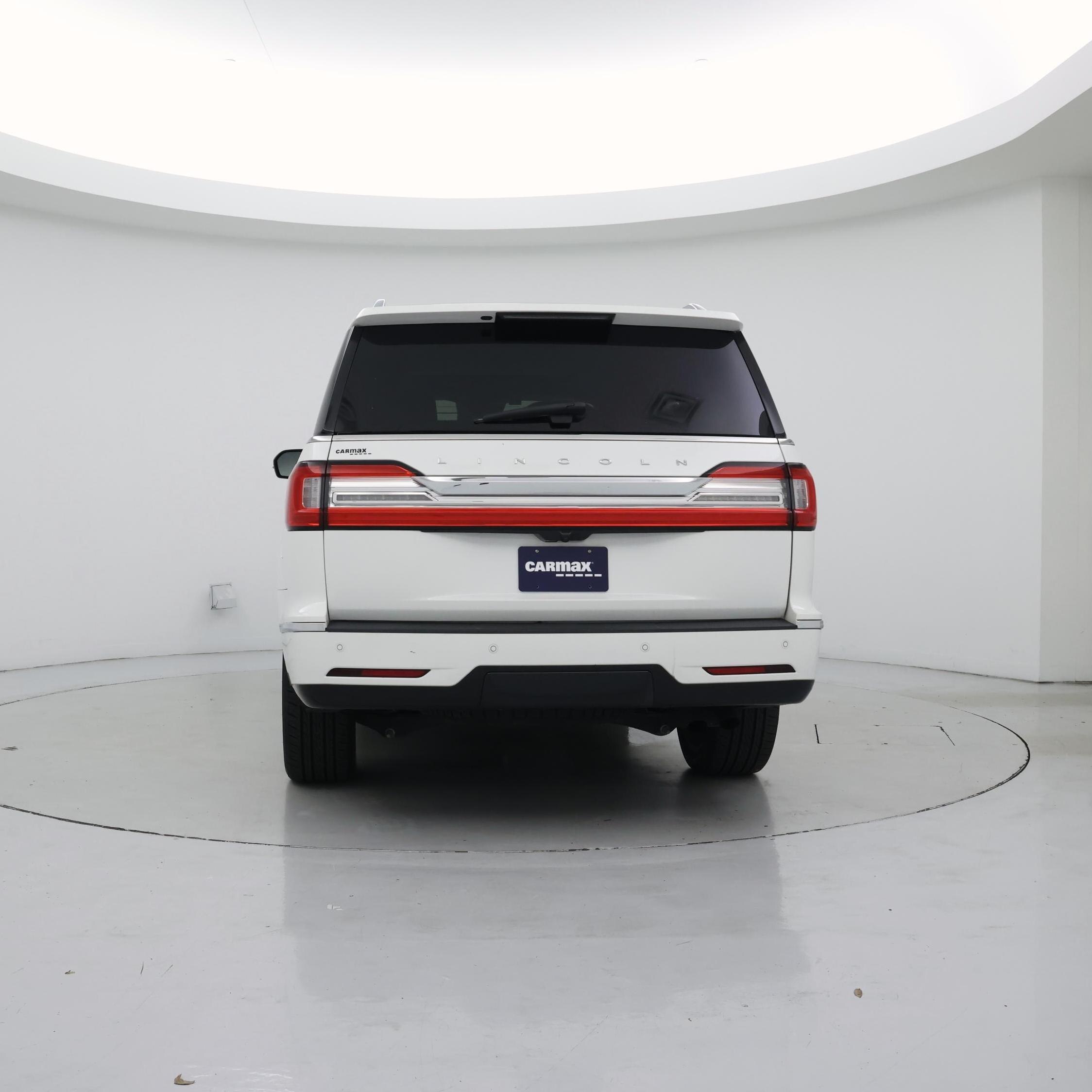 Thumbnail: 2021 Lincoln Navigator - 6
