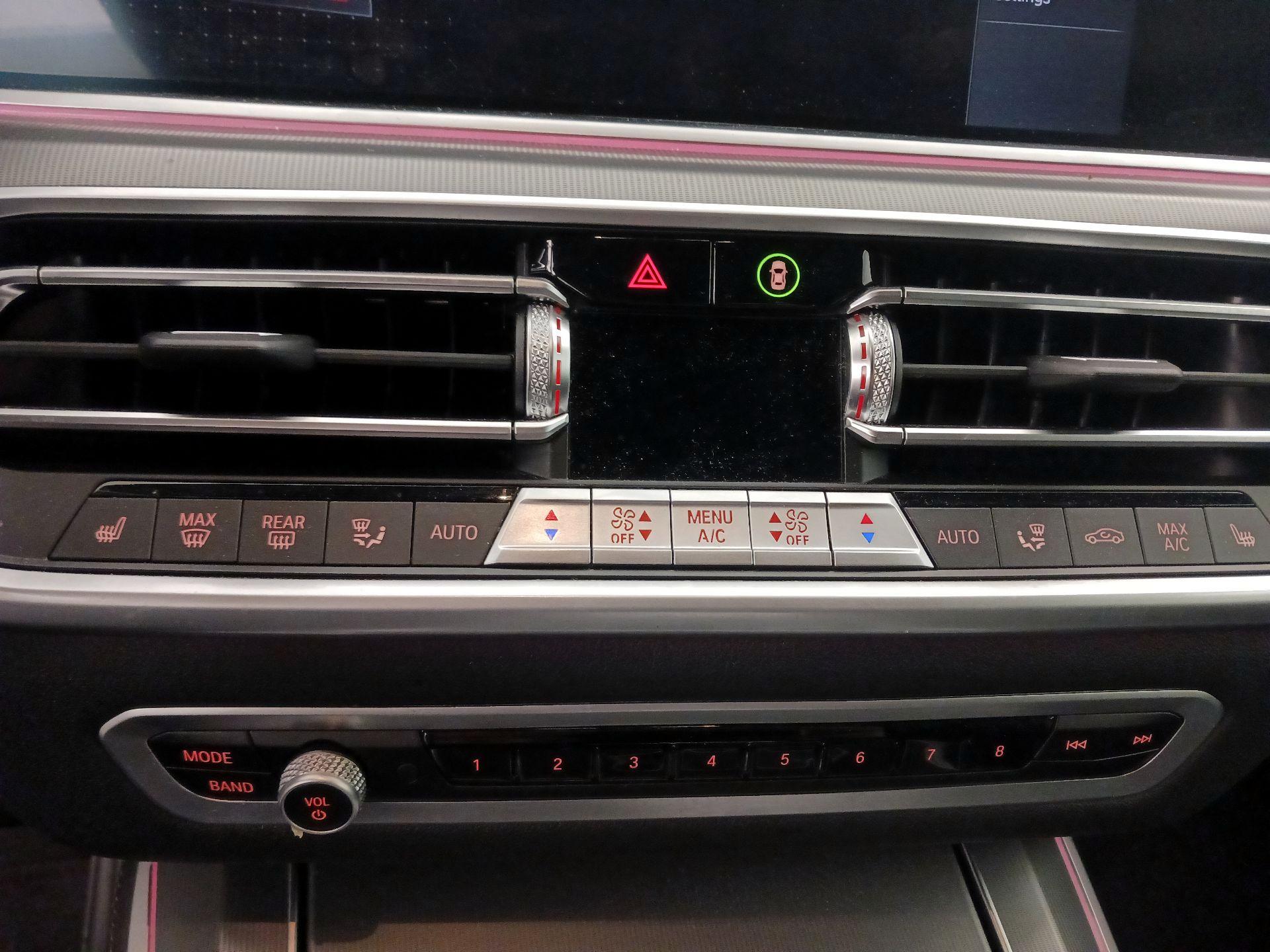 Thumbnail: 2023 BMW X5 - 17