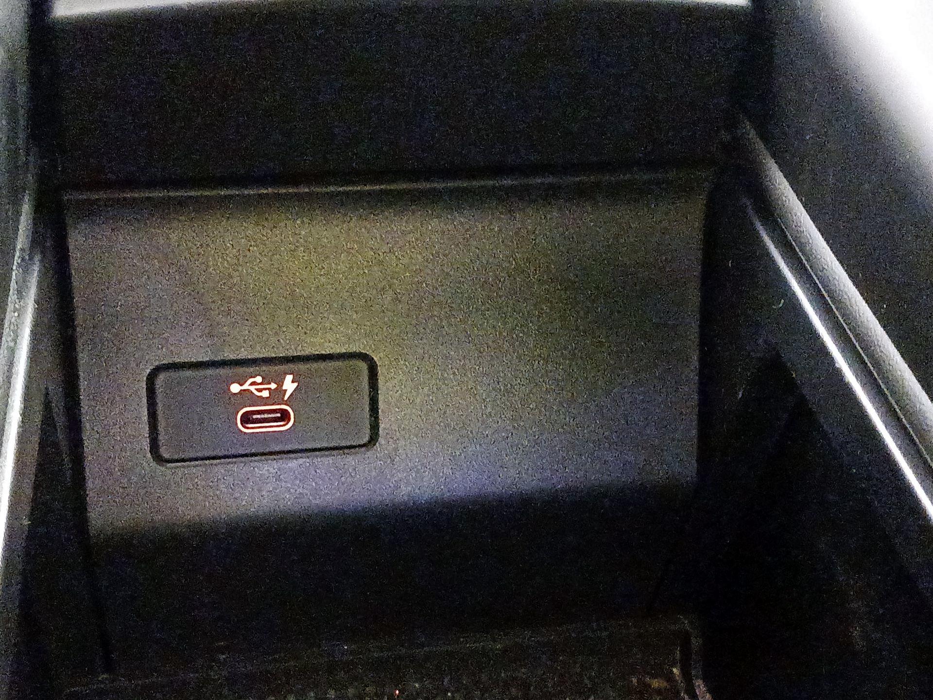 Thumbnail: 2023 BMW X5 - 19