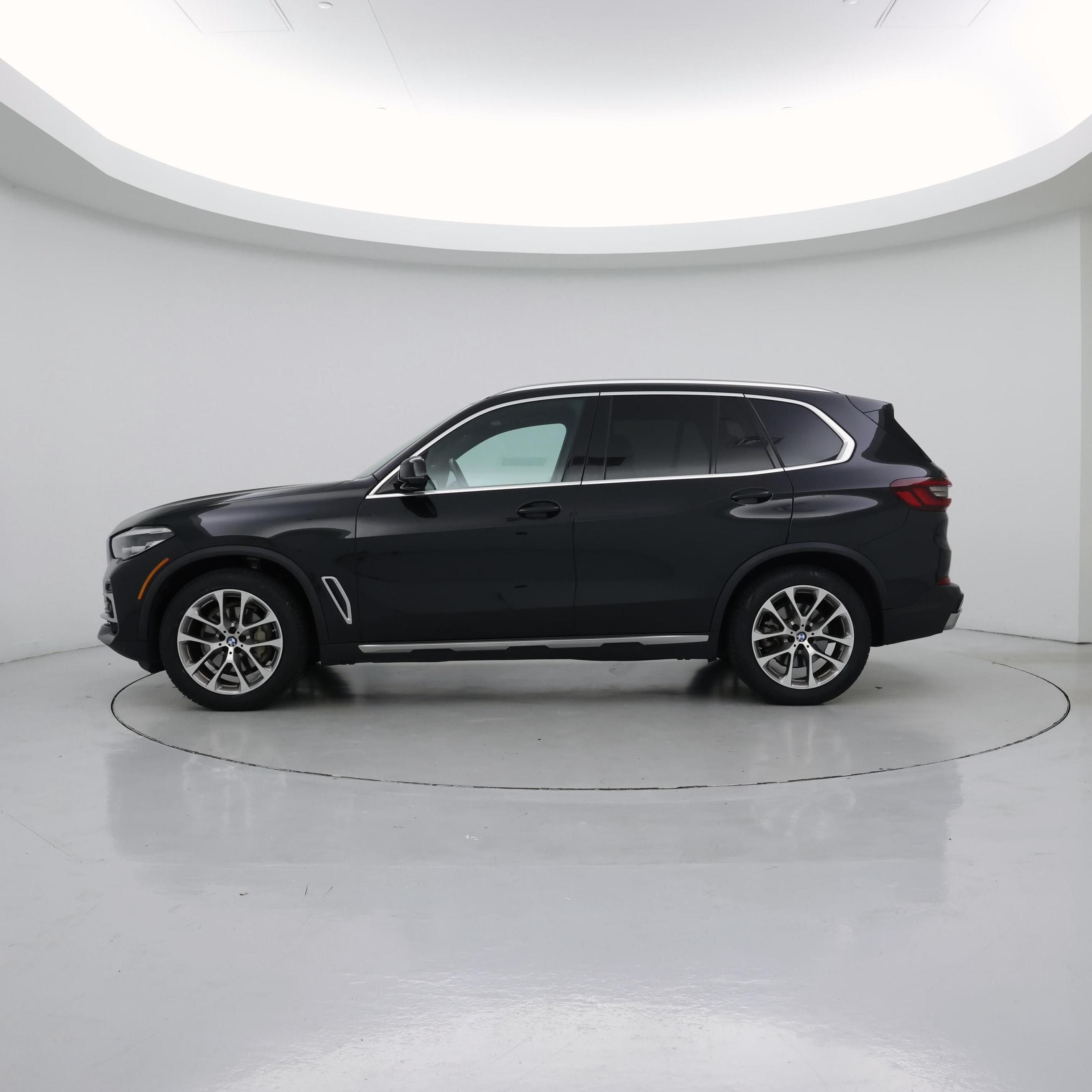 Thumbnail: 2023 BMW X5 - 3