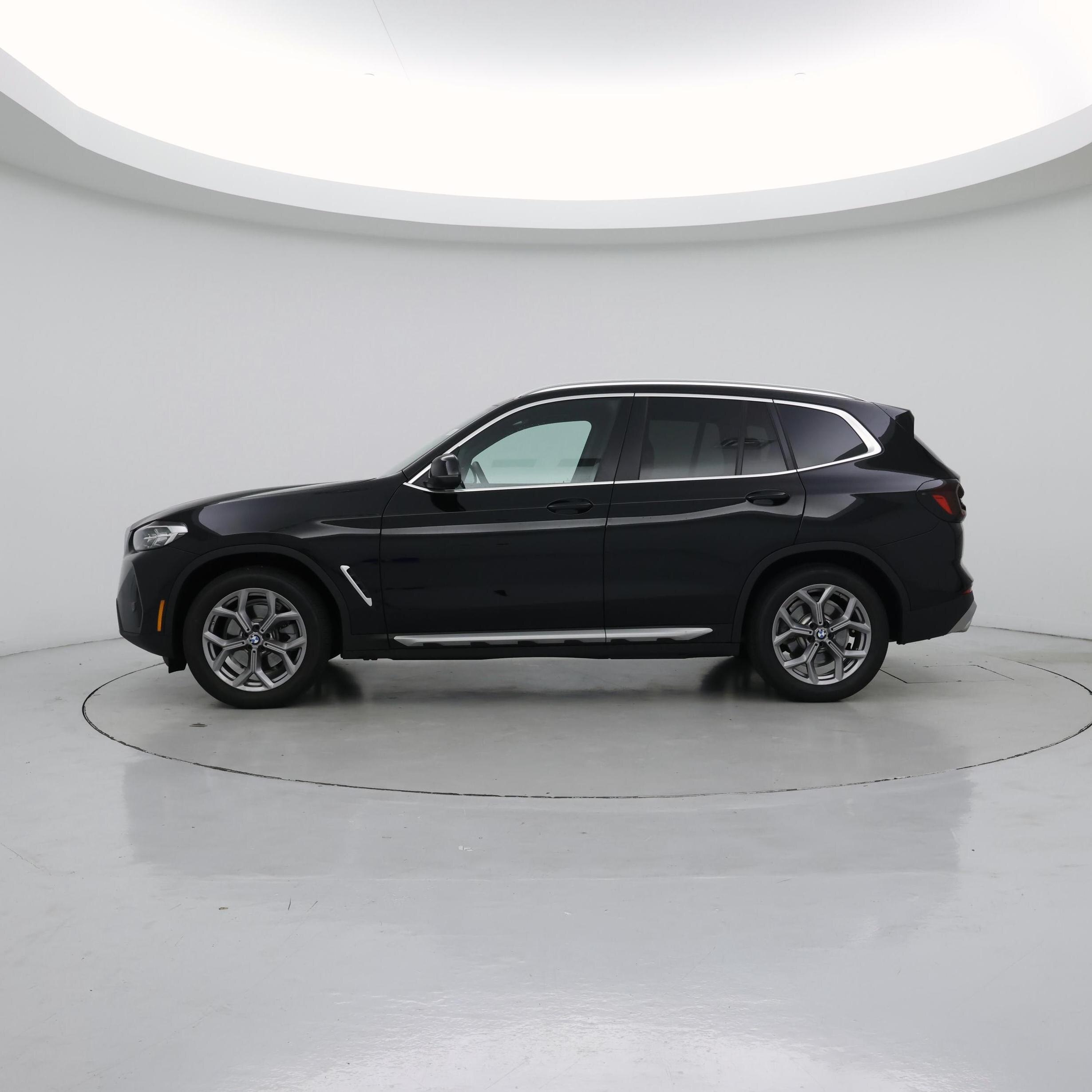 Thumbnail: 2023 BMW X3 - 3