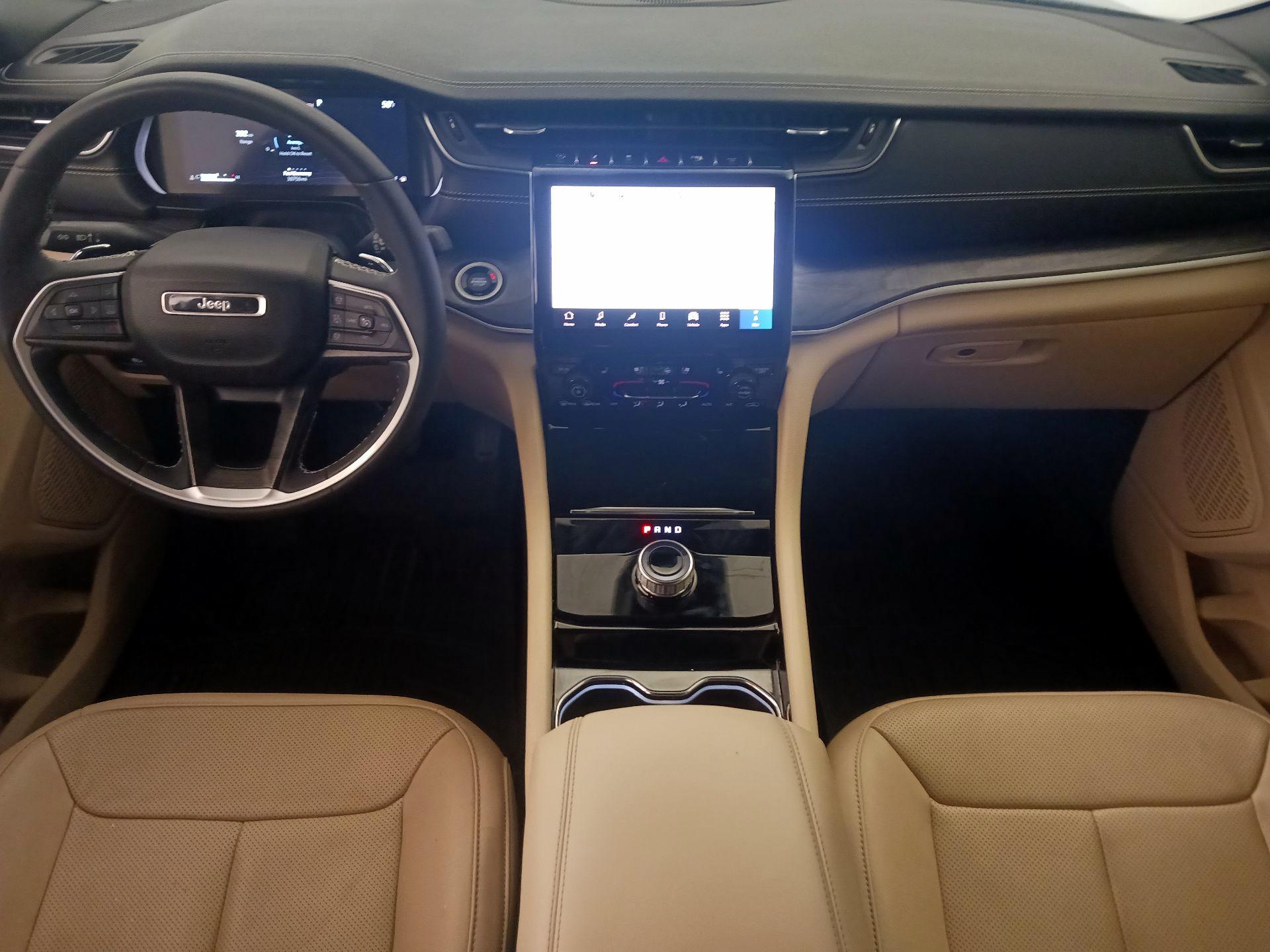 Thumbnail: 2023 Jeep Grand Cherokee - 9