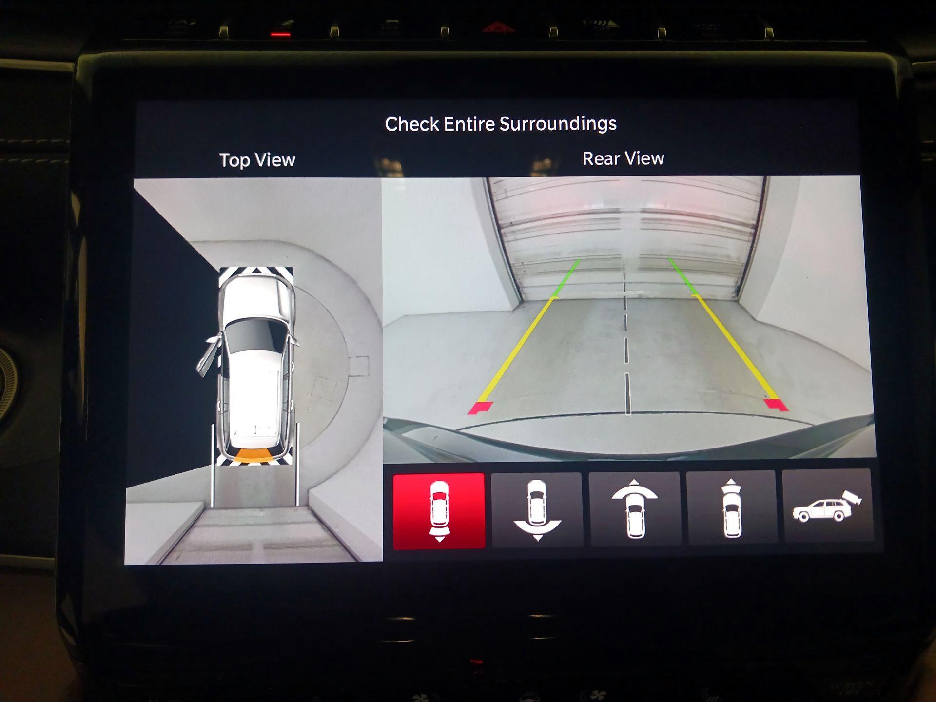 Thumbnail: 2023 Jeep Grand Cherokee - 15