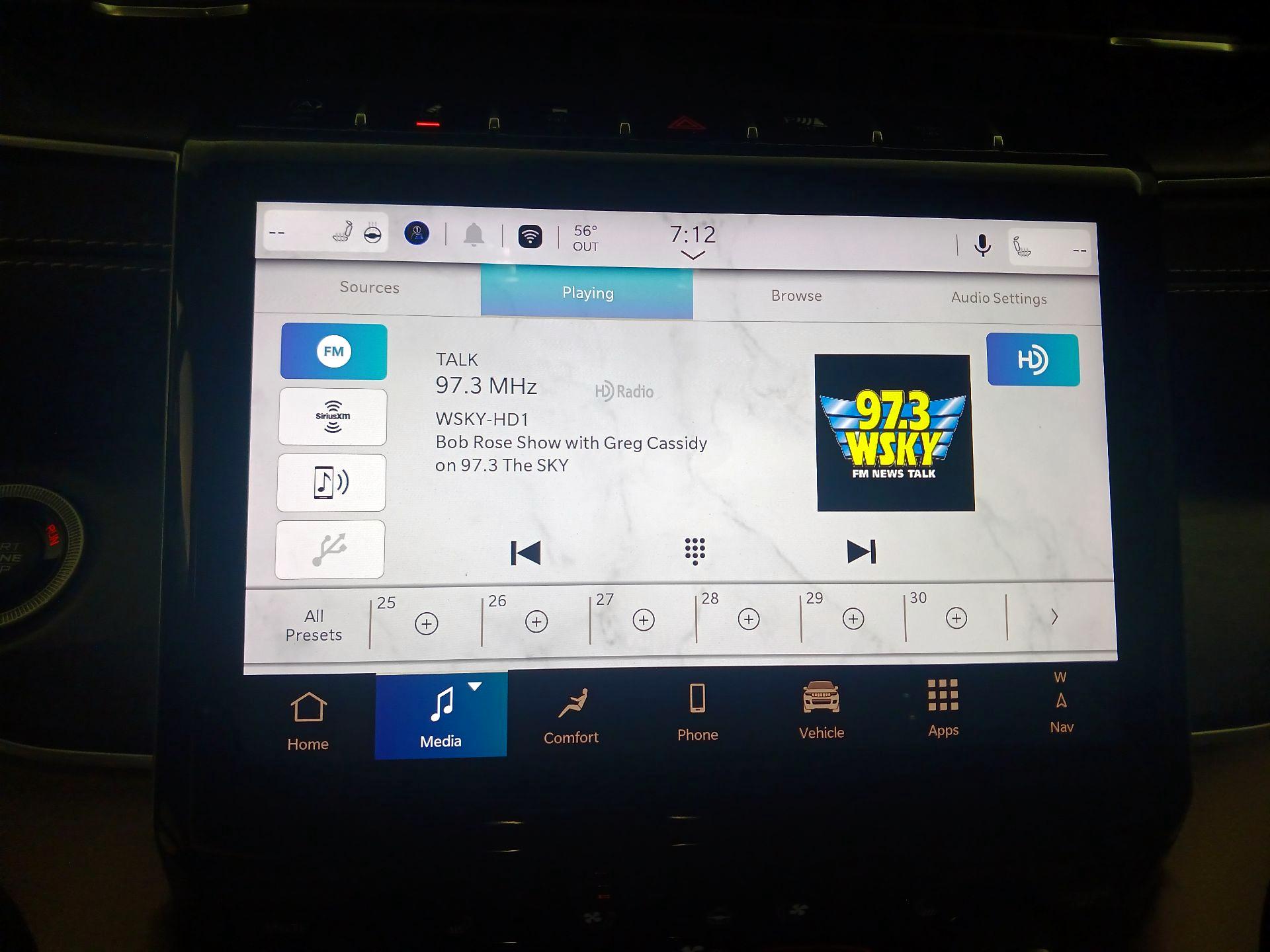 Thumbnail: 2023 Jeep Grand Cherokee - 16