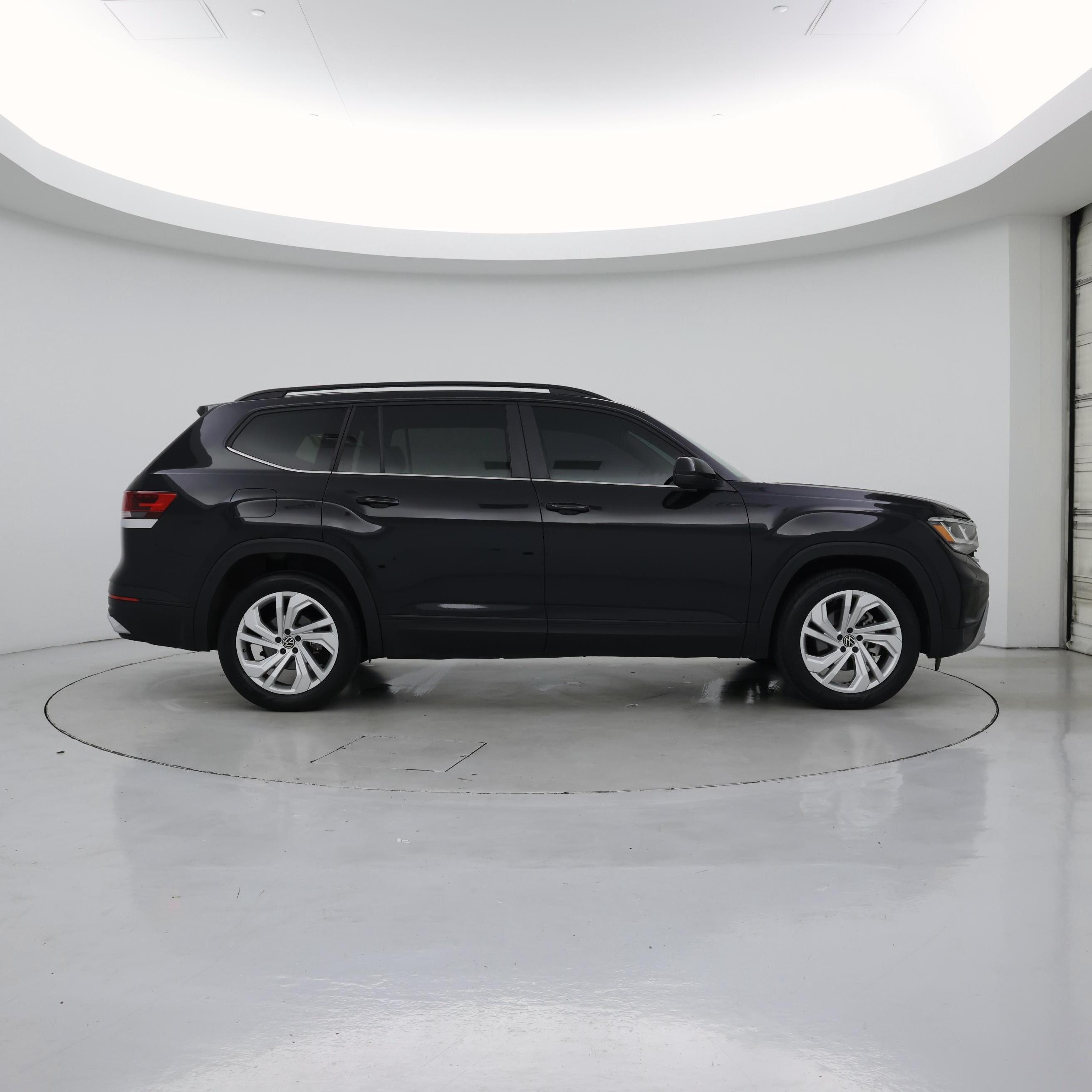 Thumbnail: 2023 Volkswagen Atlas - 7