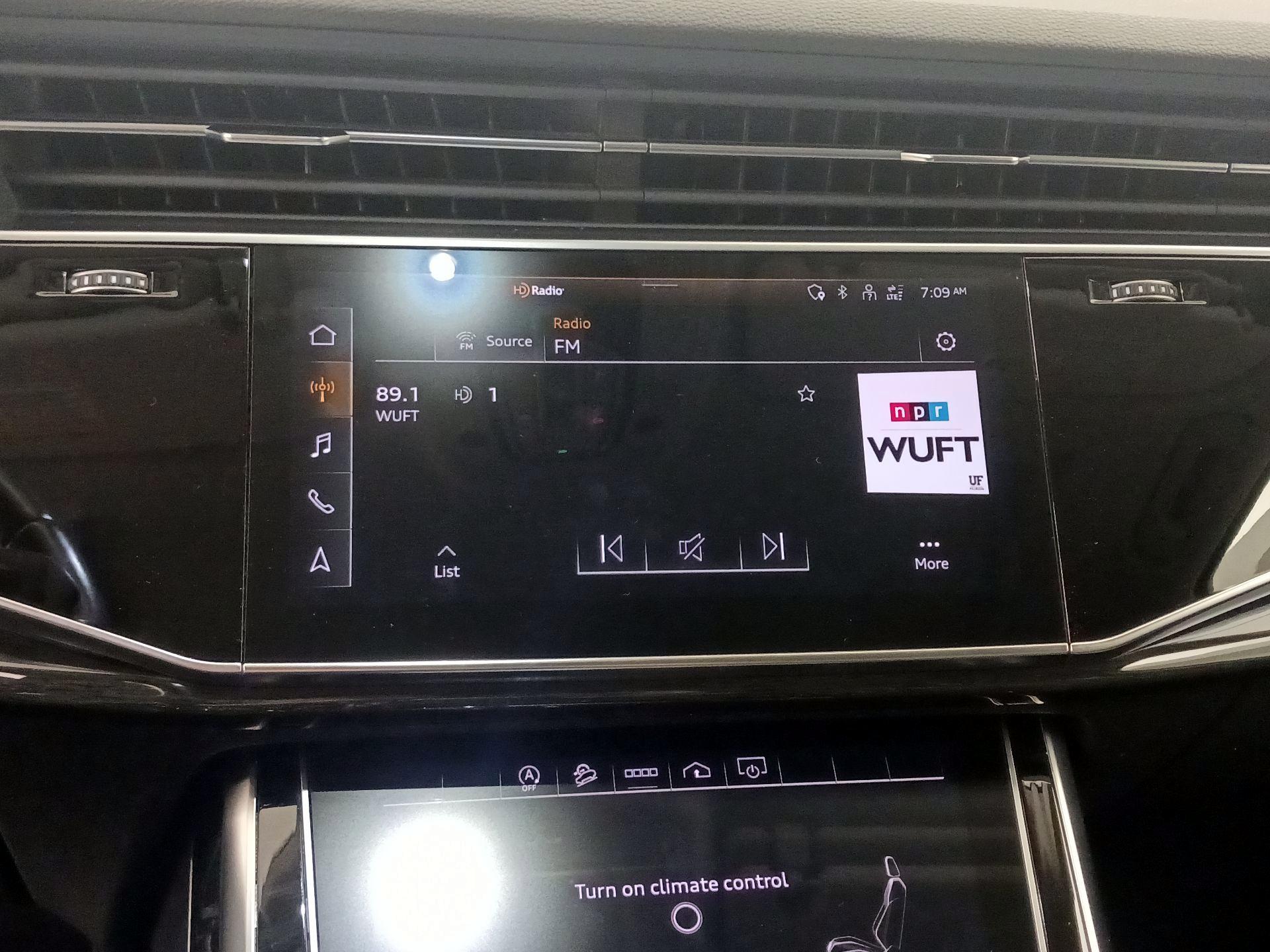 Thumbnail: 2022 Audi Q7 - 16