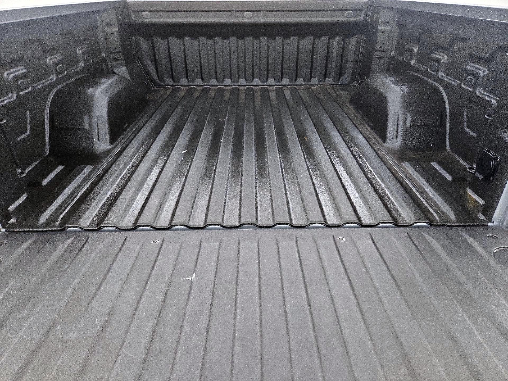 Thumbnail: 2025 Chevrolet Silverado 1500 - 20