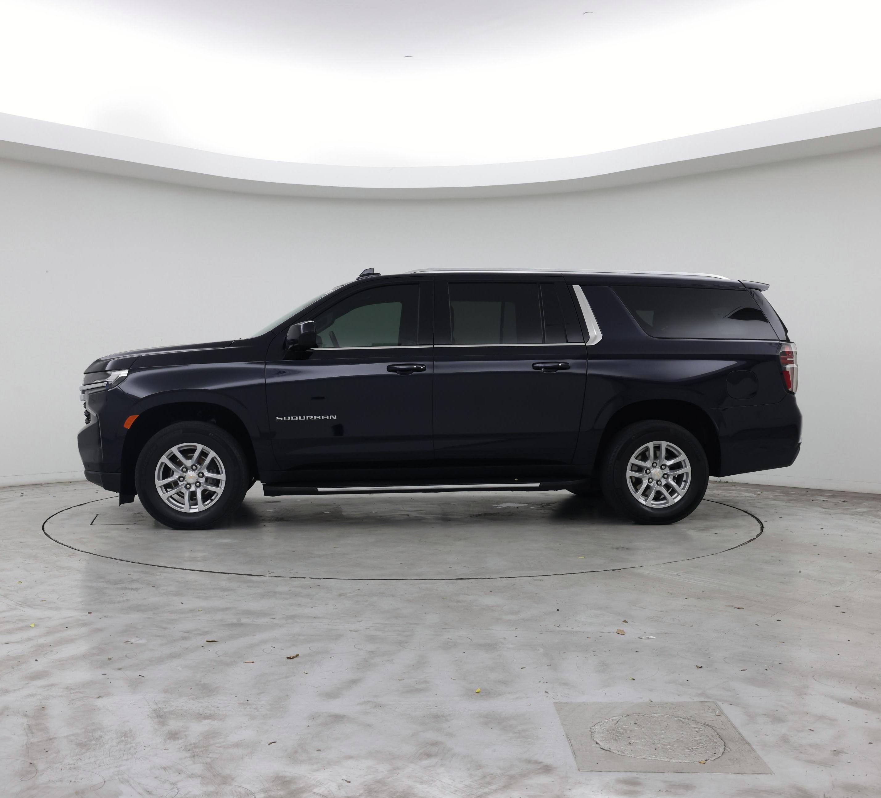 Thumbnail: 2023 Chevrolet Suburban - 3