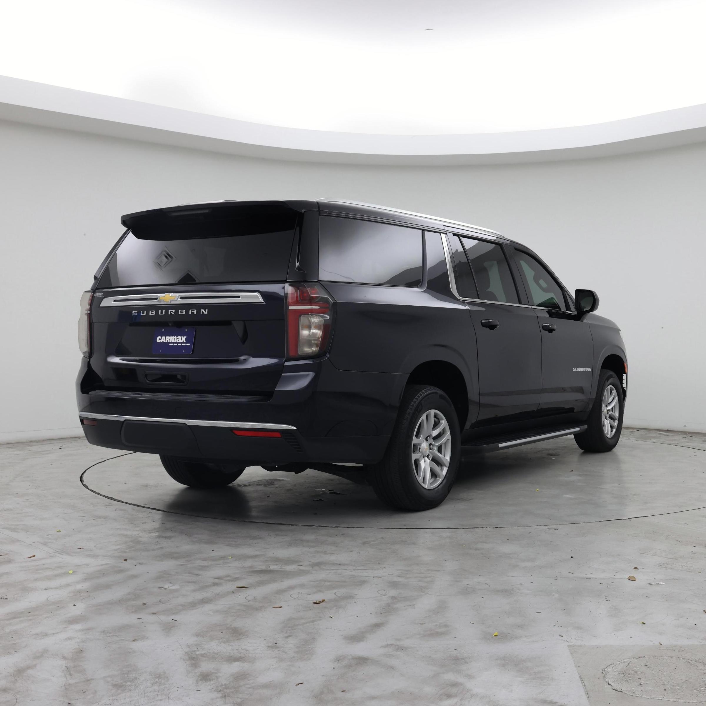 Thumbnail: 2023 Chevrolet Suburban - 8