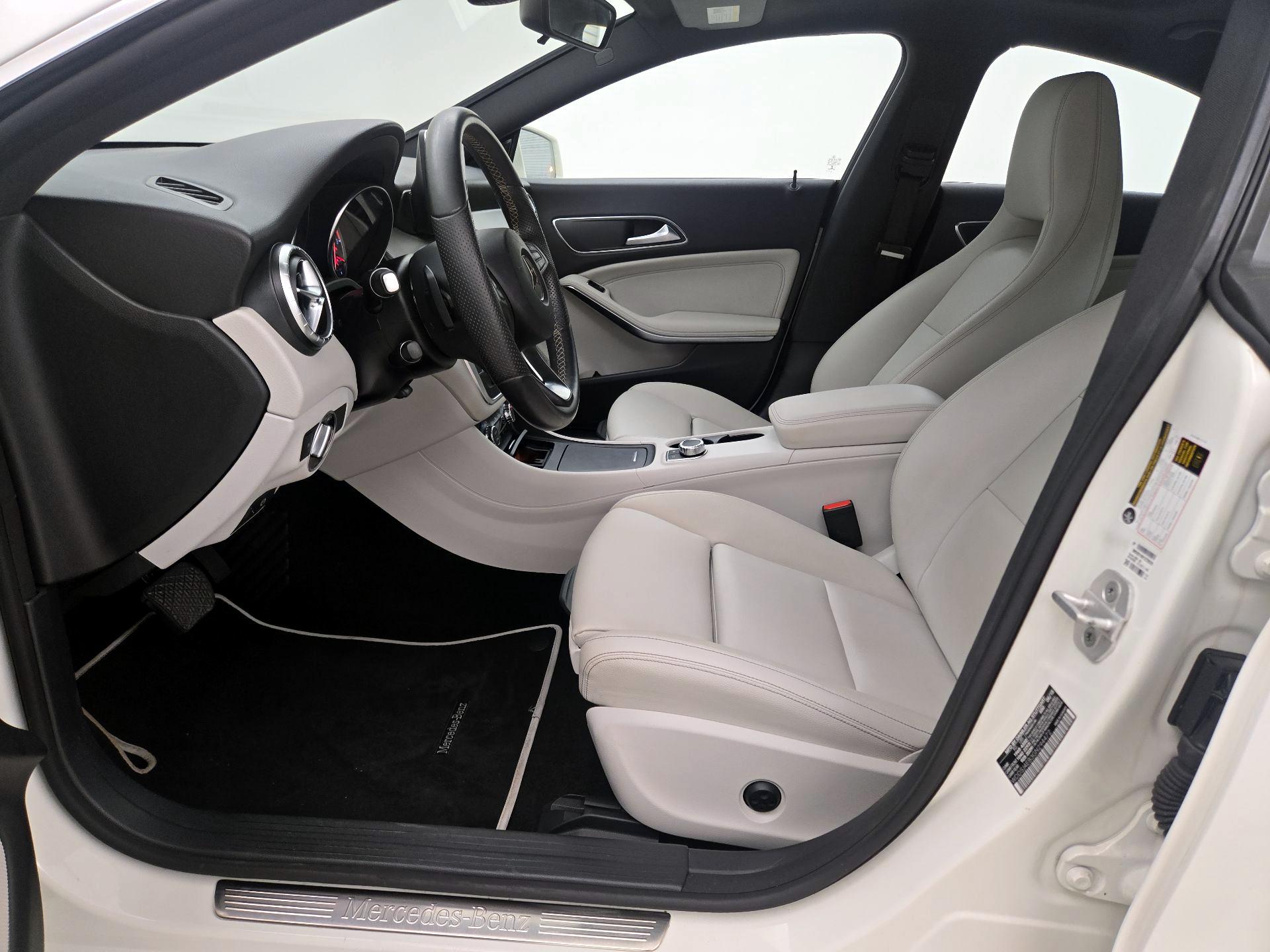 Thumbnail: 2016 Mercedes-Benz CLA - 11