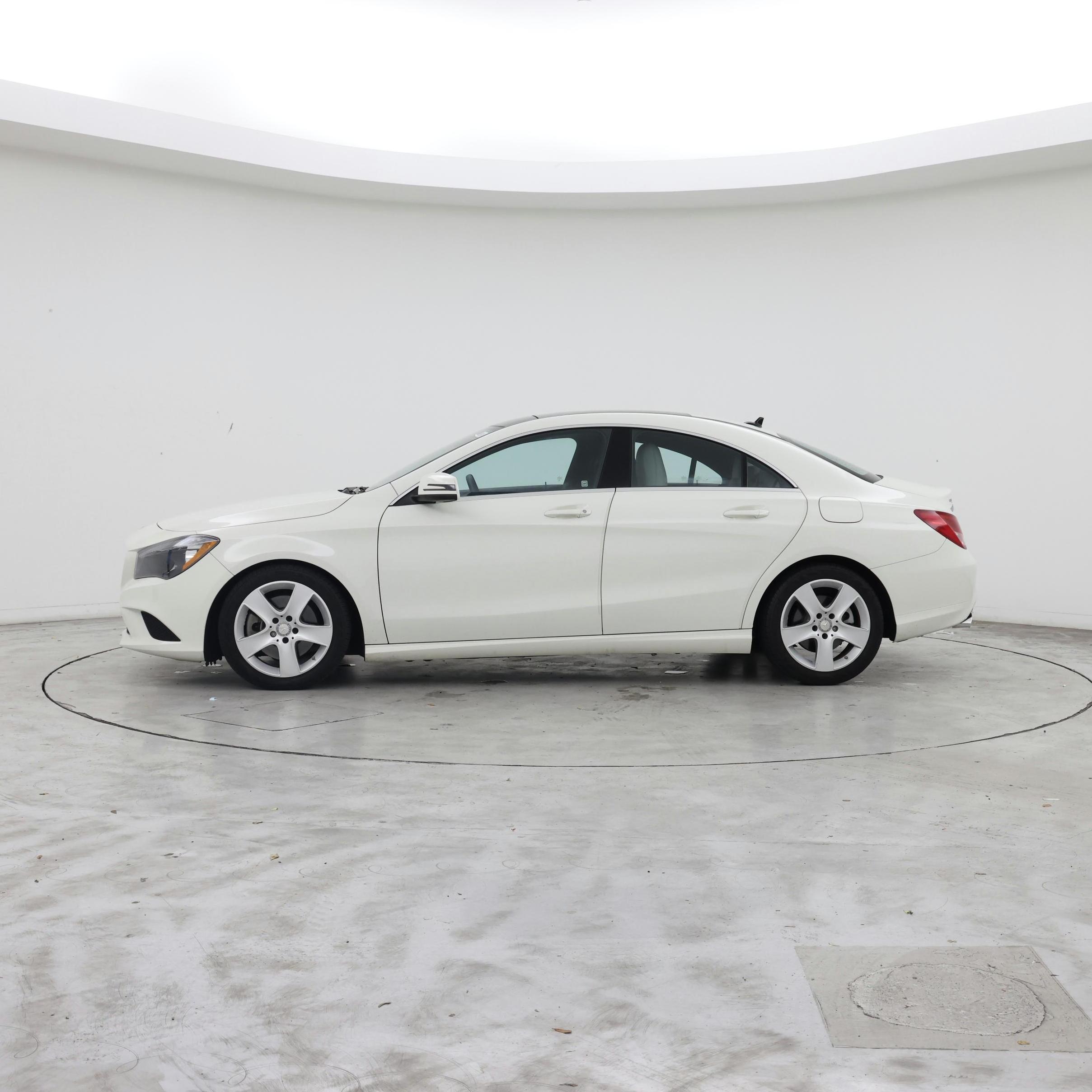 Thumbnail: 2016 Mercedes-Benz CLA - 3