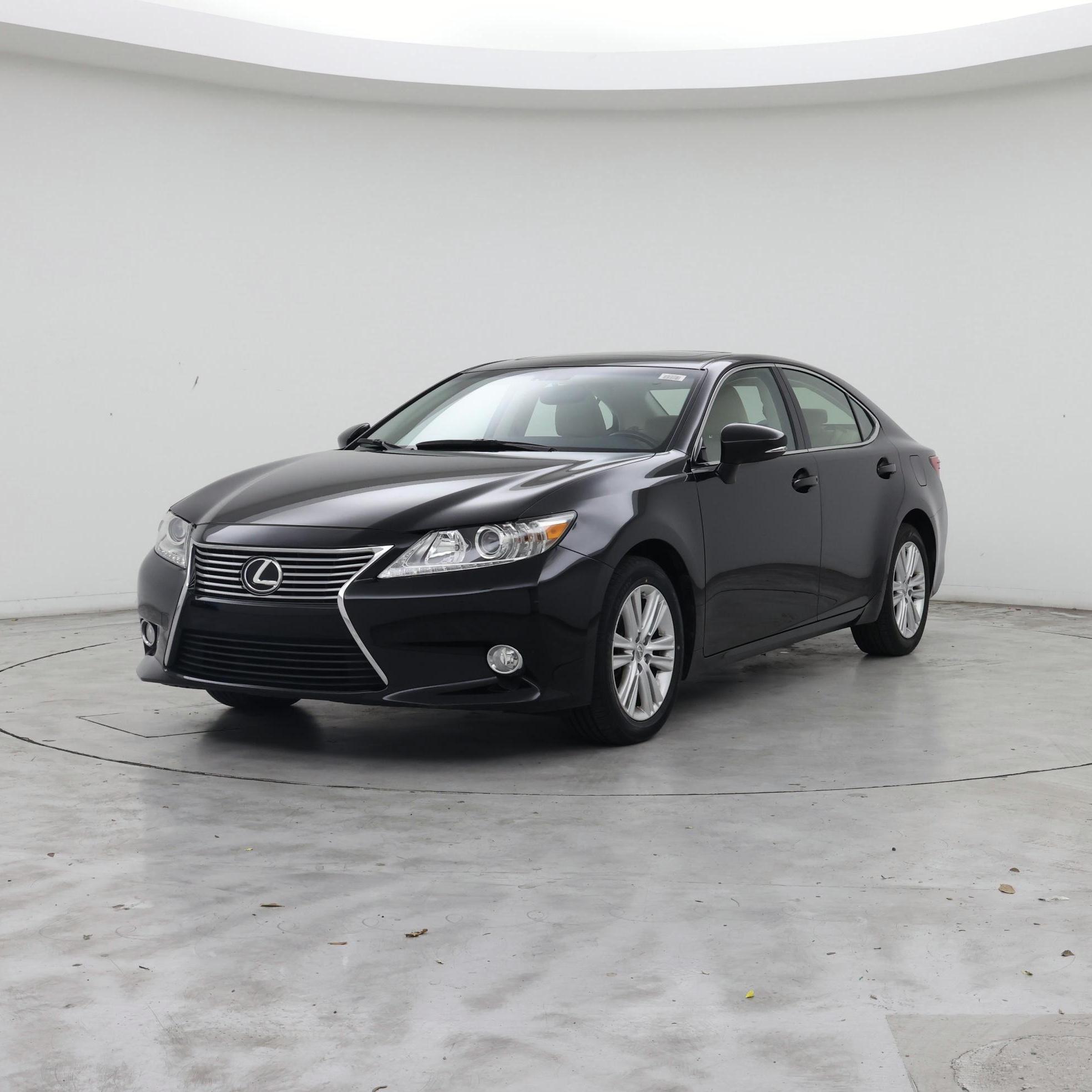 Thumbnail: 2014 Lexus ES - 4