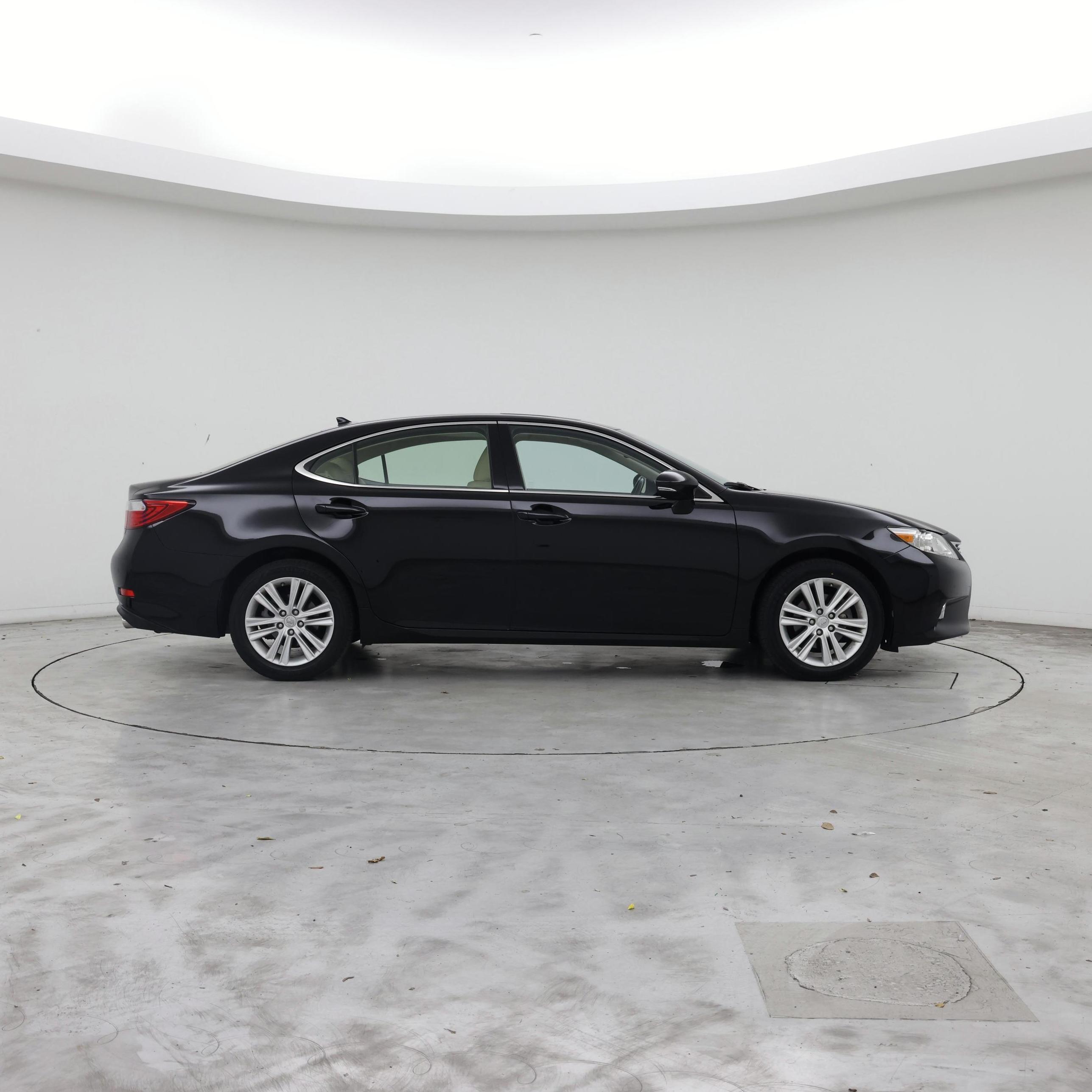 Thumbnail: 2014 Lexus ES - 7