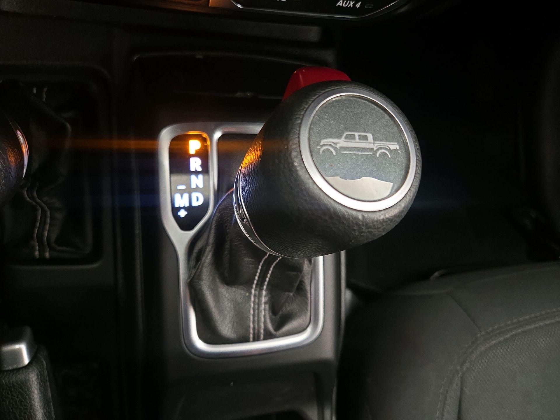 Thumbnail: 2020 Jeep Gladiator - 17