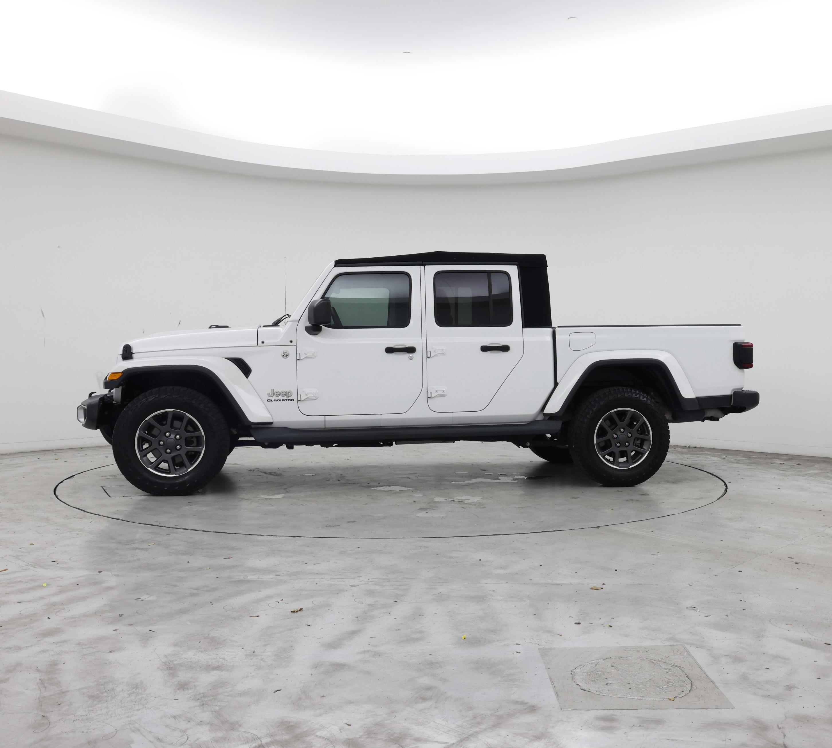 Thumbnail: 2020 Jeep Gladiator - 3