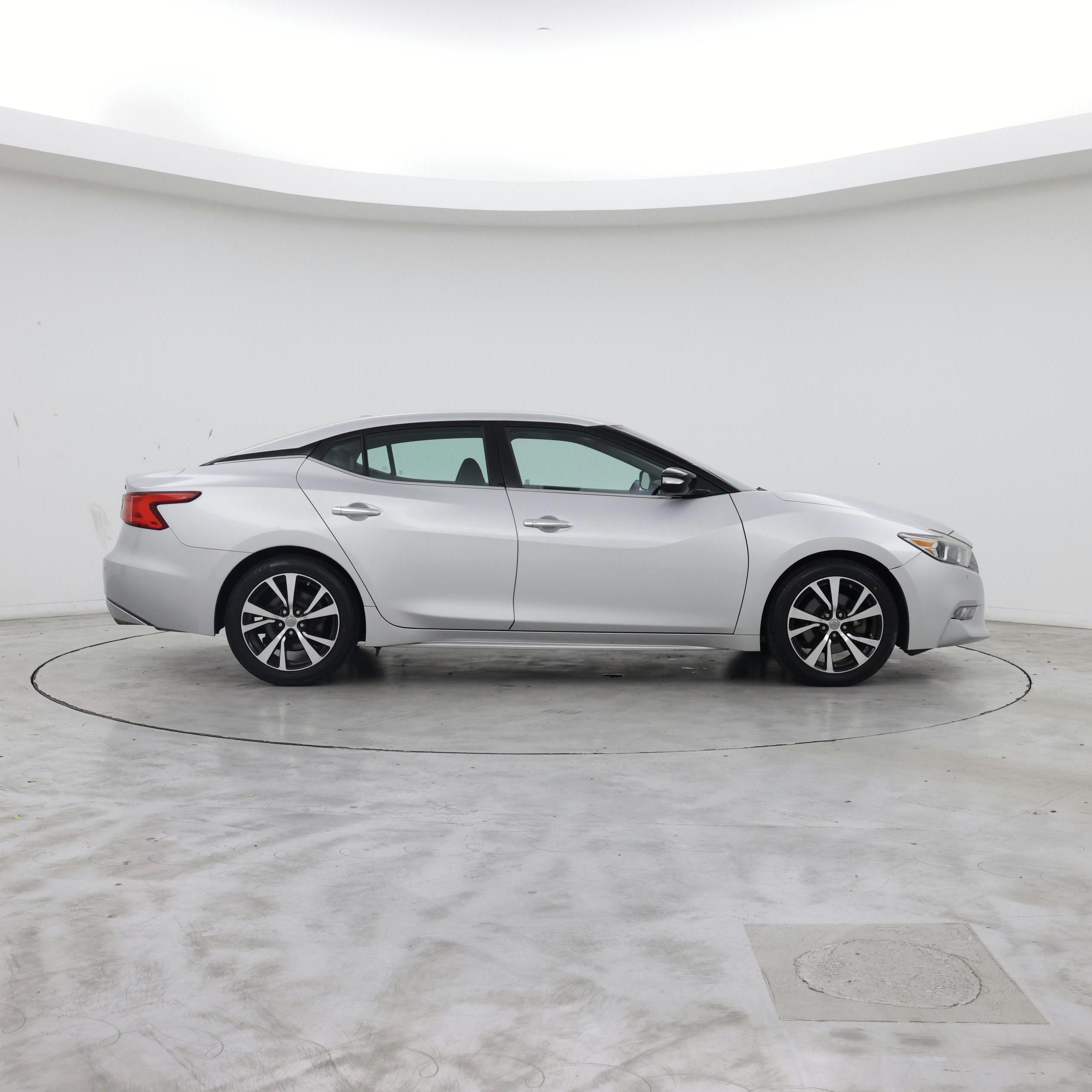 Thumbnail: 2017 Nissan Maxima - 7