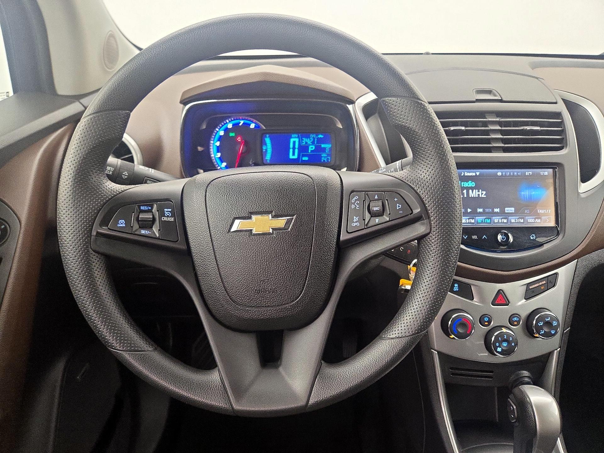 Thumbnail: 2016 Chevrolet Trax - 10