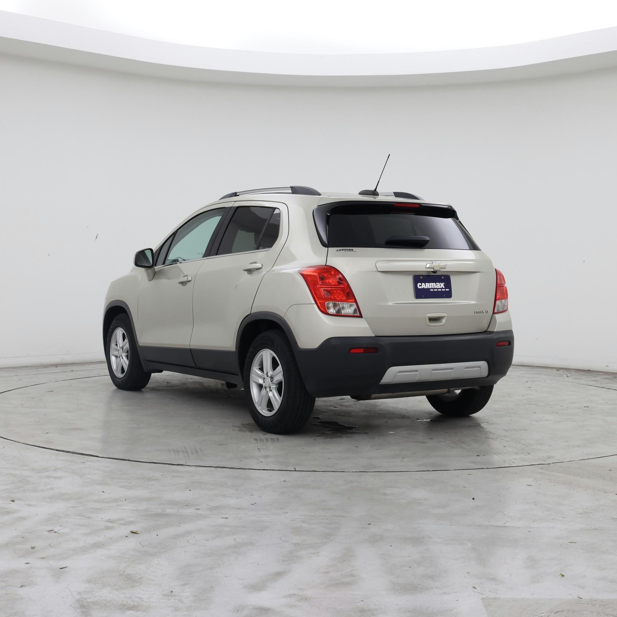 Thumbnail: 2016 Chevrolet Trax - 2