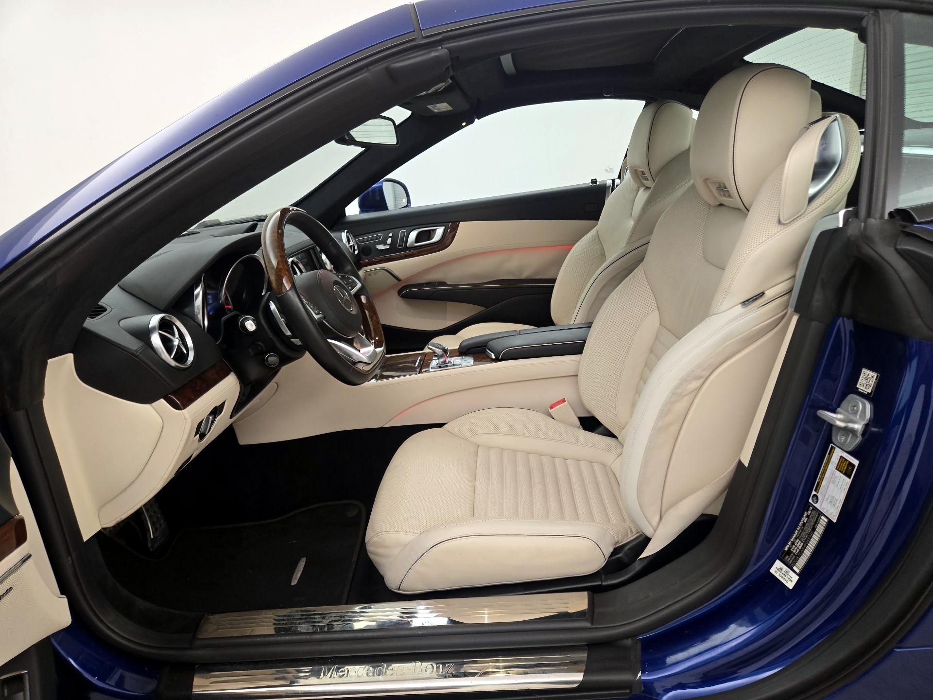 Thumbnail: 2017 Mercedes-Benz SL-Class - 11
