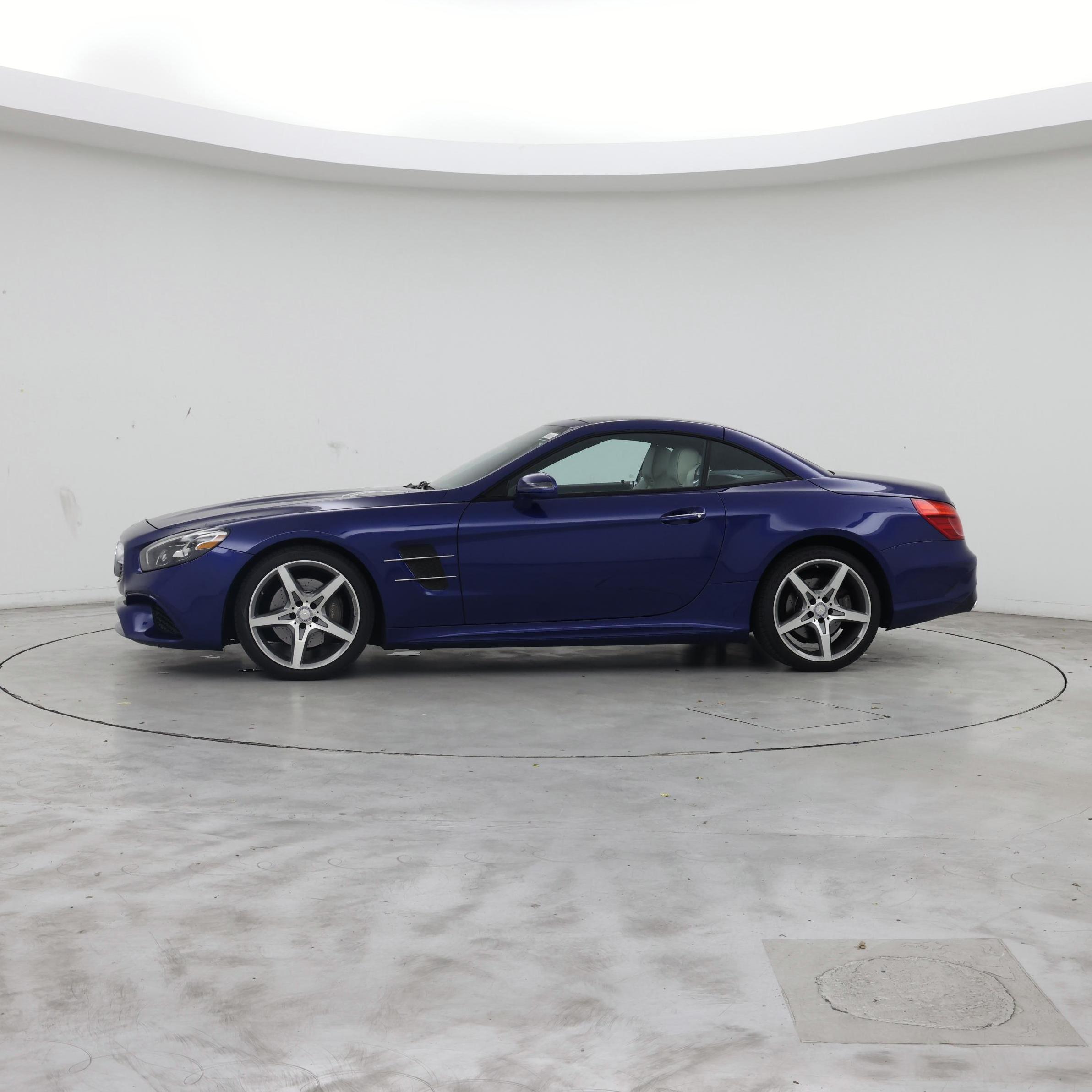 Thumbnail: 2017 Mercedes-Benz SL-Class - 3
