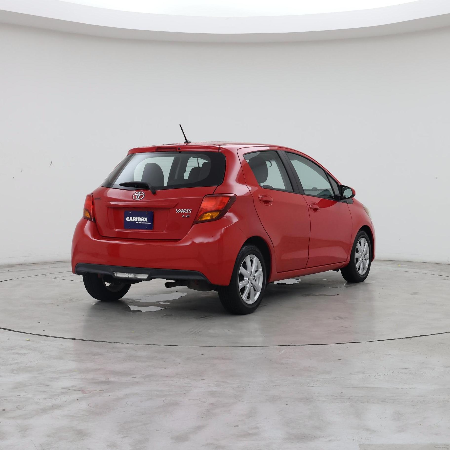Thumbnail: 2015 Toyota Yaris - 8