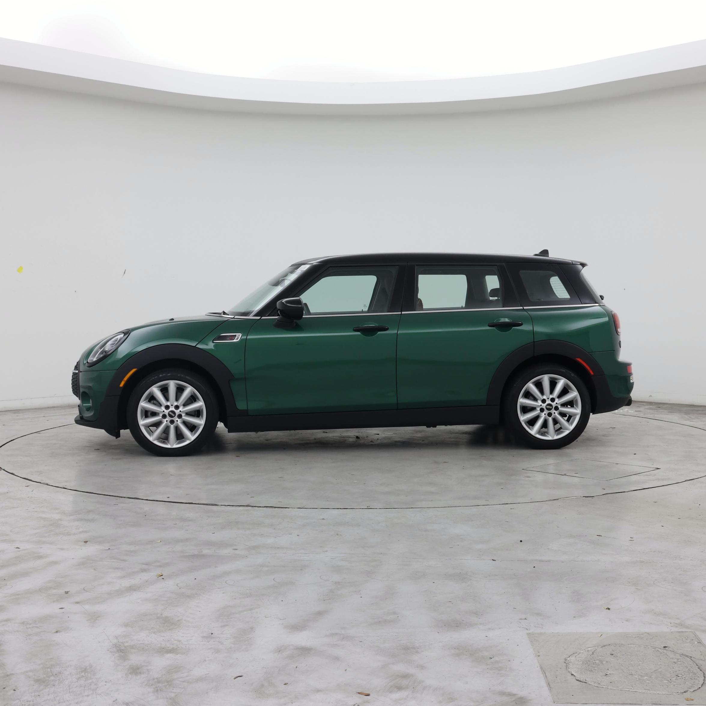 Thumbnail: 2024 MINI Cooper Clubman - 3