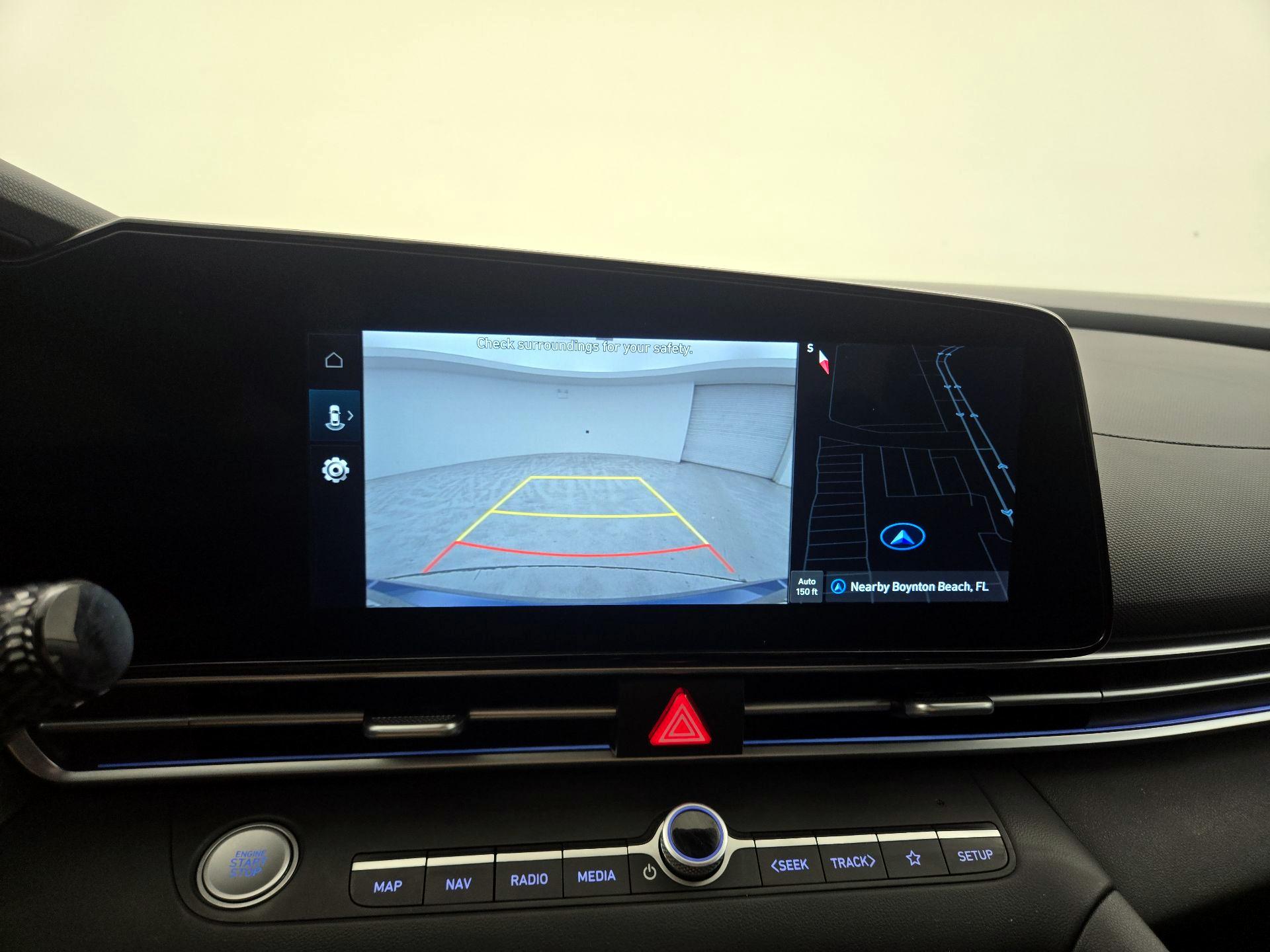 Thumbnail: 2024 Hyundai Elantra - 15