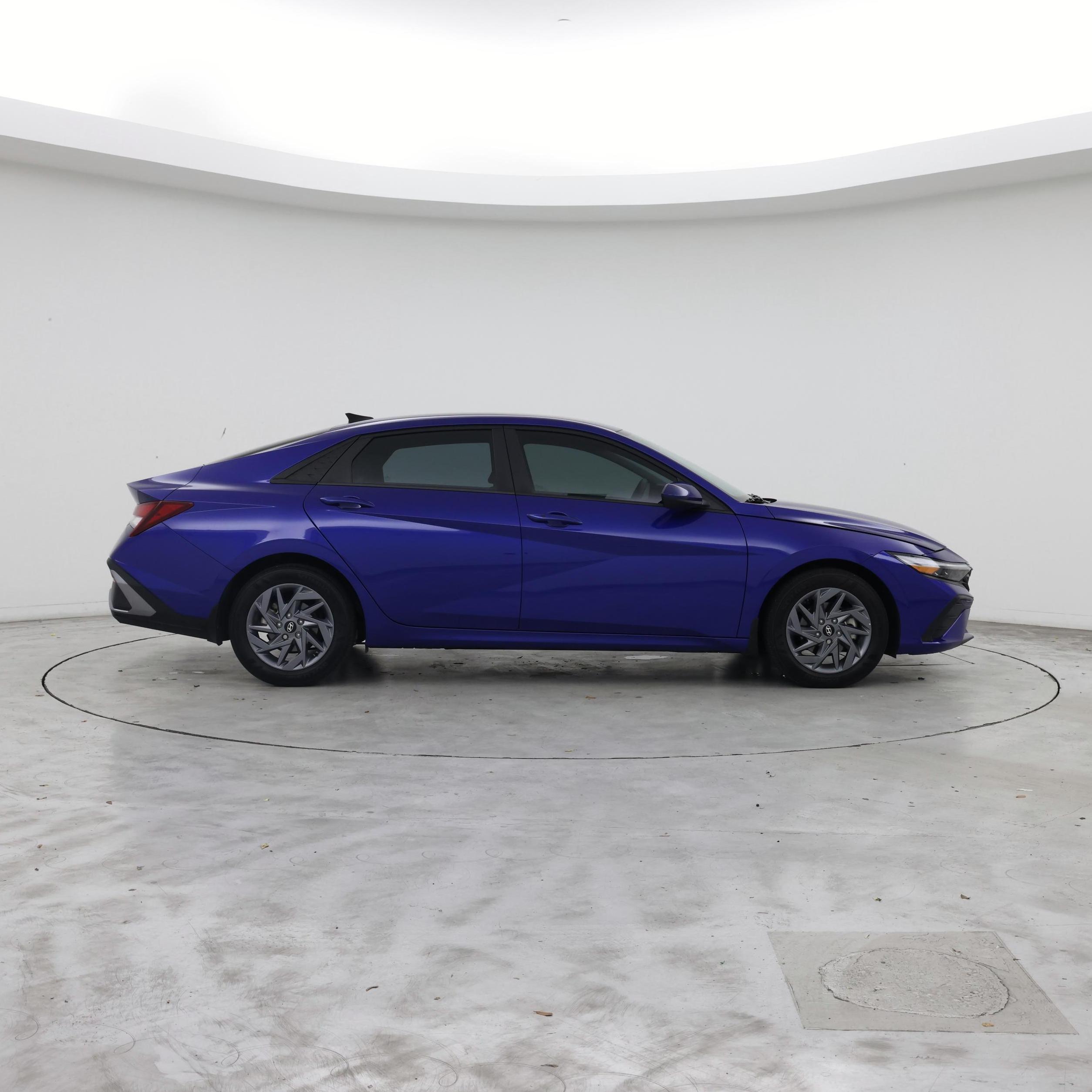 Thumbnail: 2024 Hyundai Elantra - 7