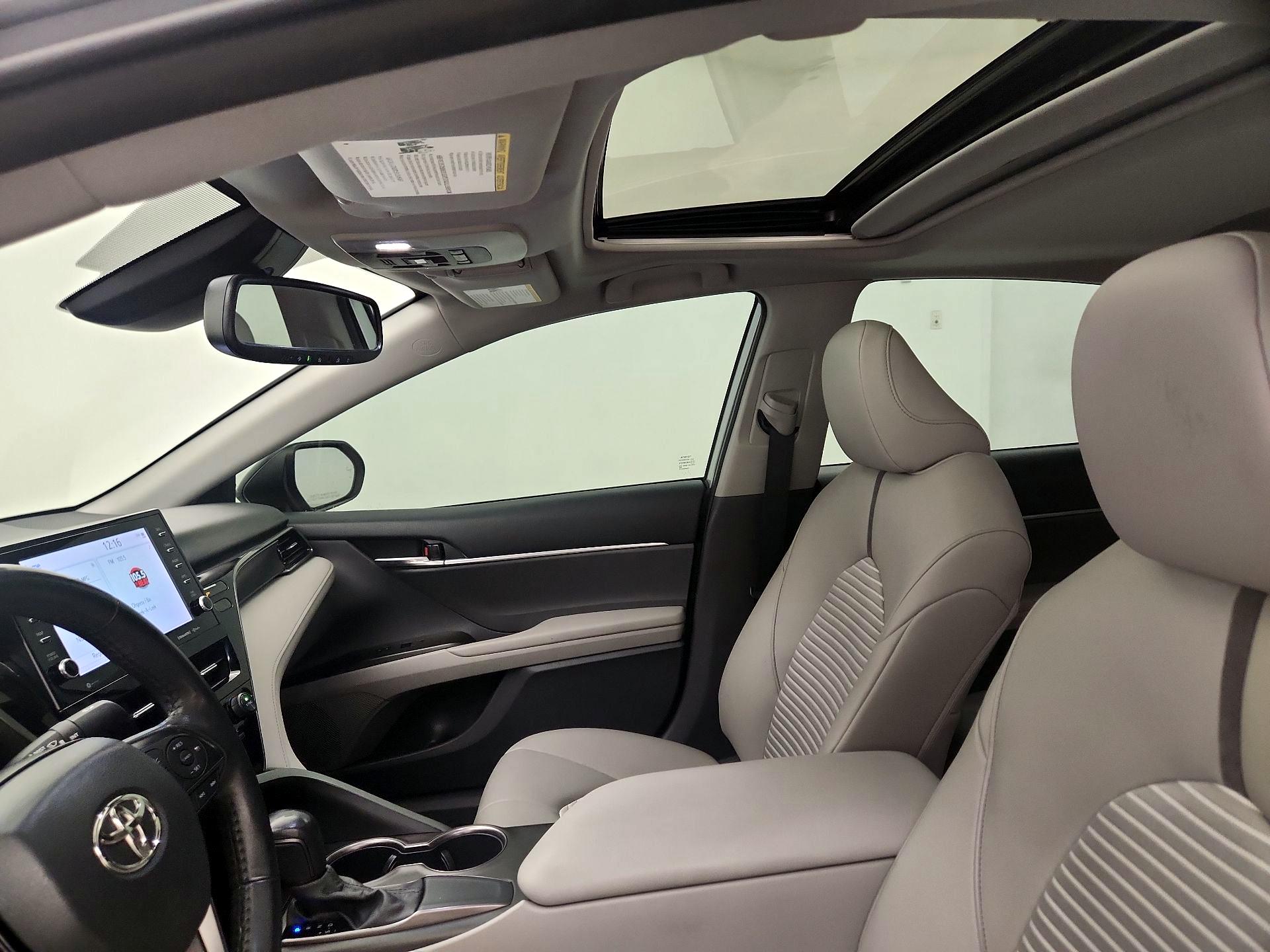 Thumbnail: 2021 Toyota Camry - 19