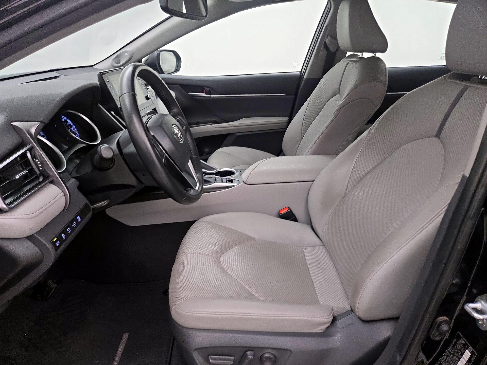Thumbnail: 2021 Toyota Camry - 11