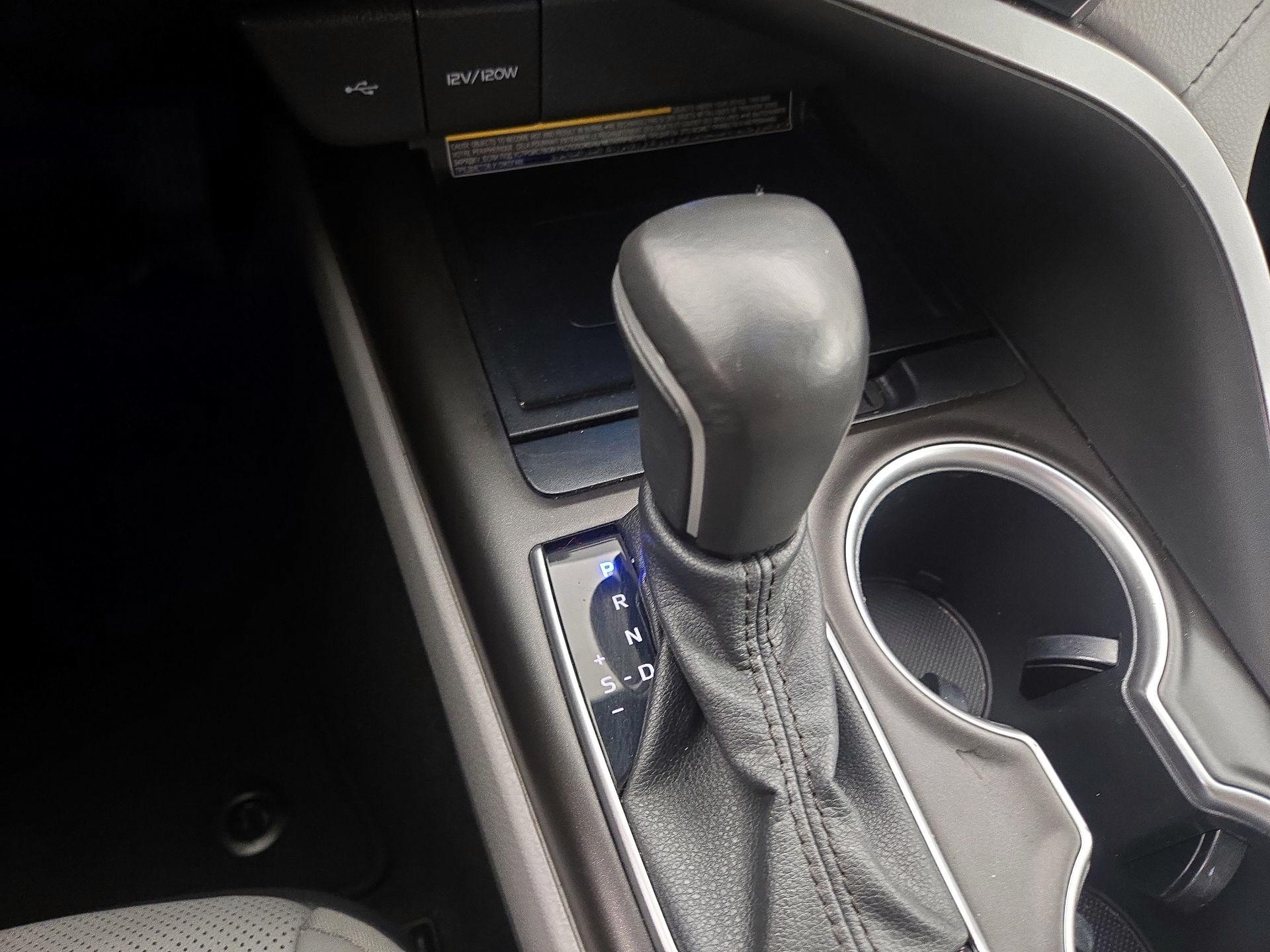 Thumbnail: 2021 Toyota Camry - 18
